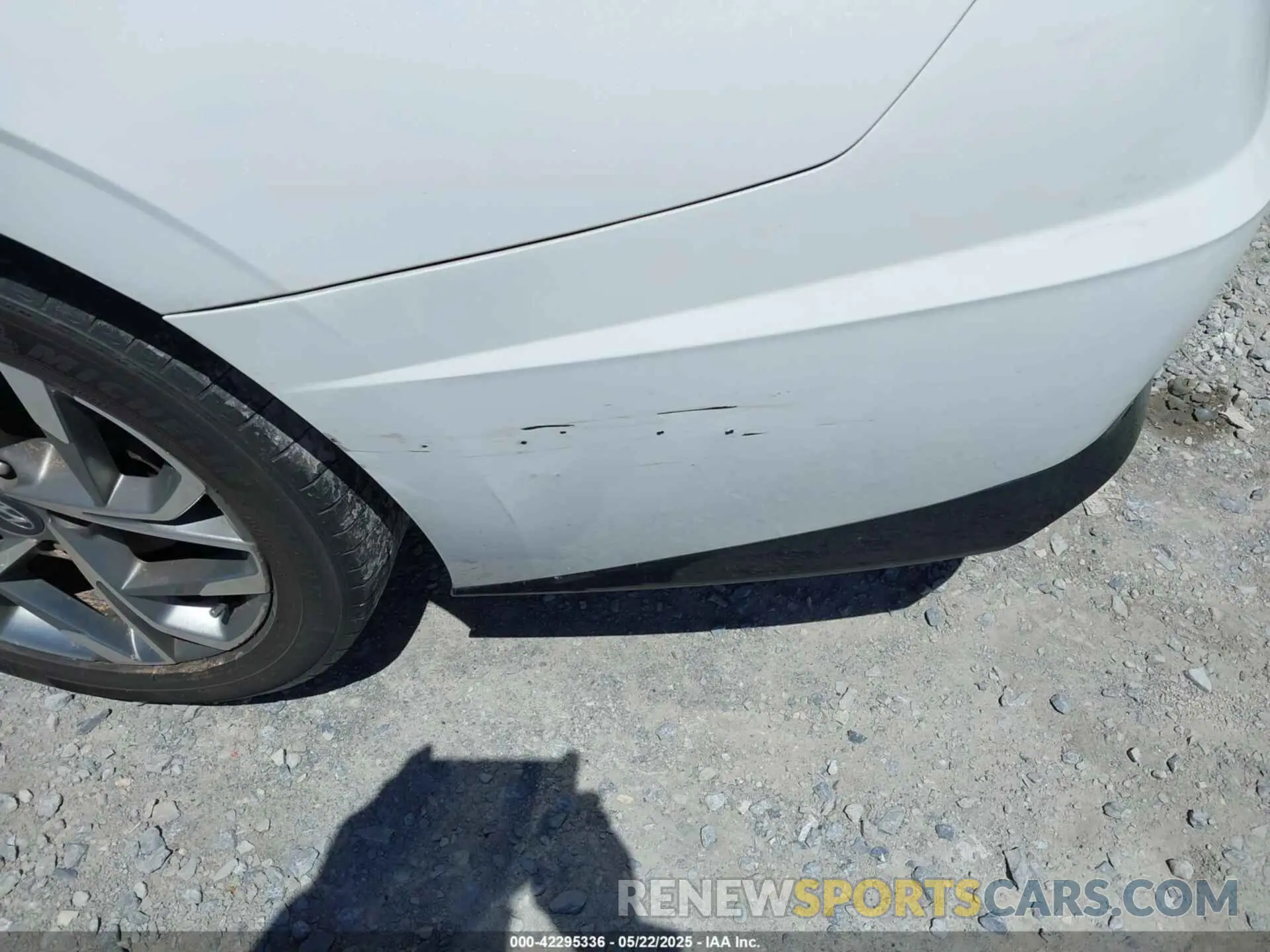 20 Photograph of a damaged car 5NPEL4JA4LH044893 HYUNDAI SONATA 2020