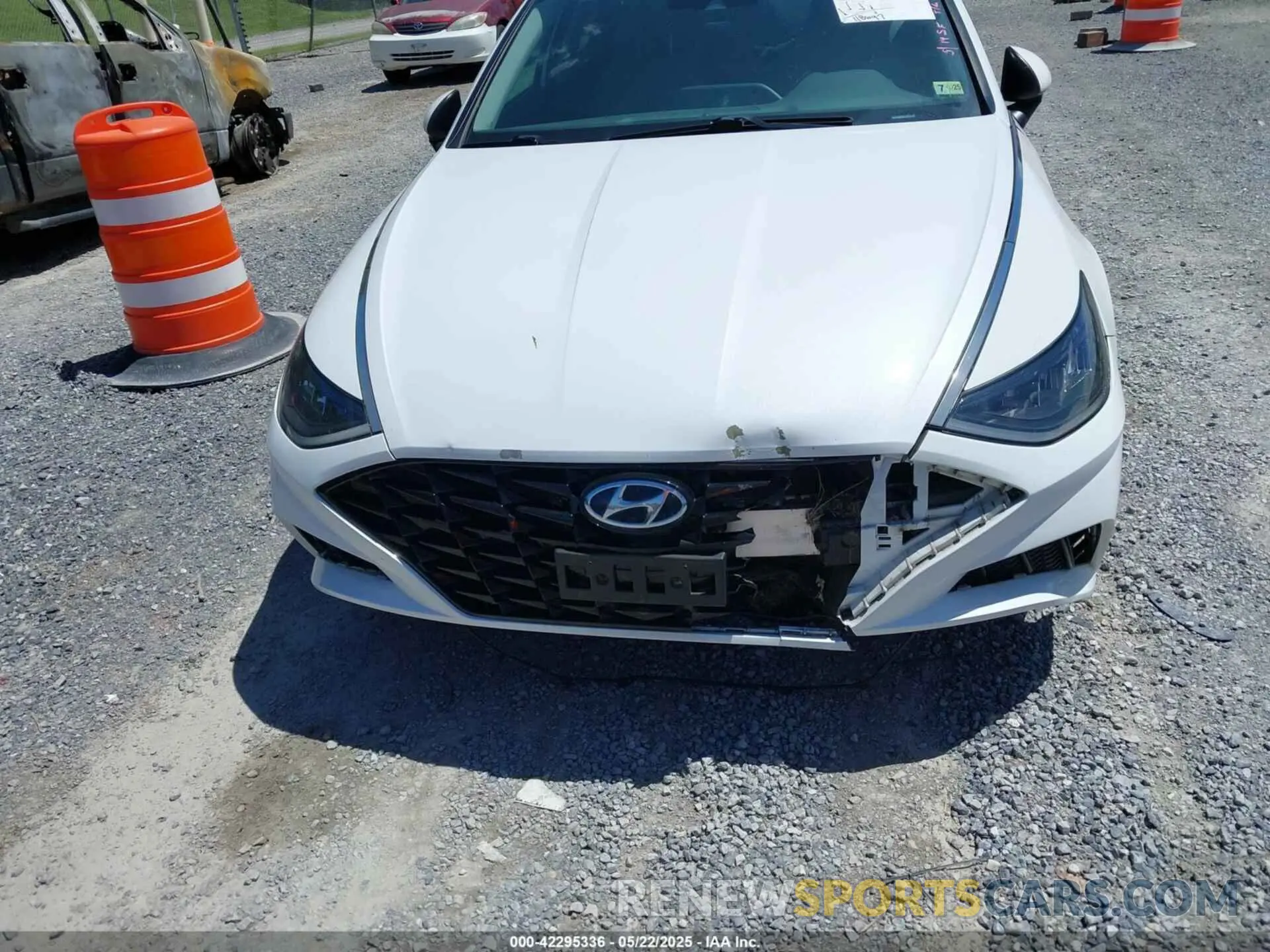 6 Photograph of a damaged car 5NPEL4JA4LH044893 HYUNDAI SONATA 2020
