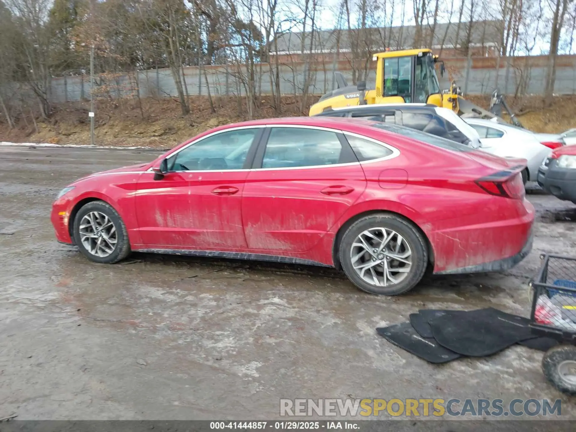 15 Photograph of a damaged car 5NPEL4JA5LH035099 HYUNDAI SONATA 2020