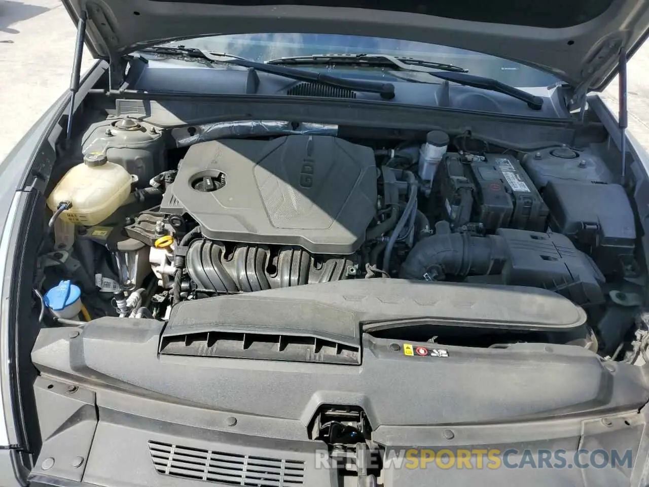 11 Photograph of a damaged car 5NPEL4JA6LH010969 HYUNDAI SONATA 2020