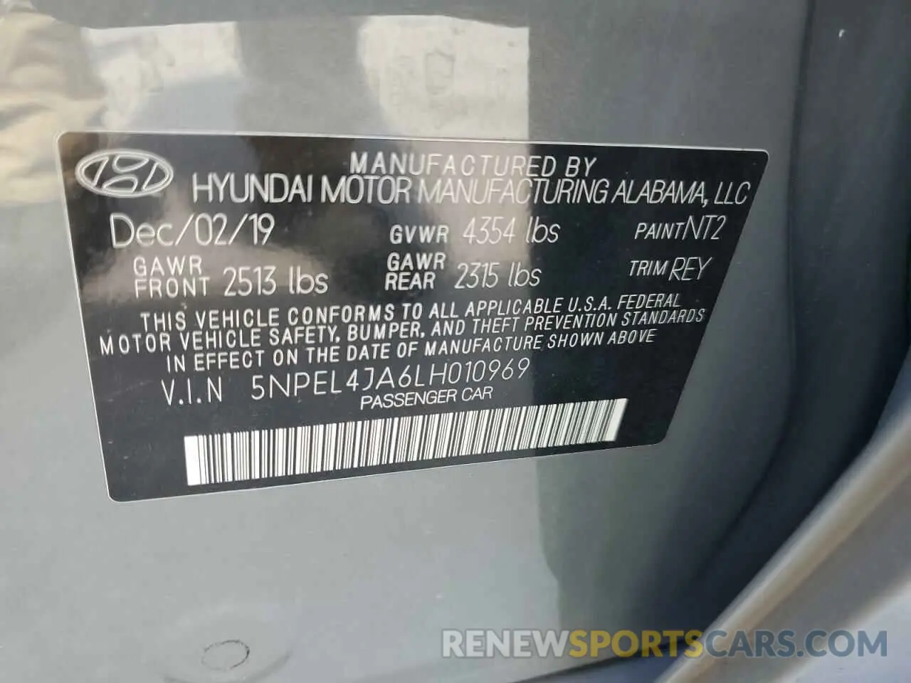 12 Photograph of a damaged car 5NPEL4JA6LH010969 HYUNDAI SONATA 2020