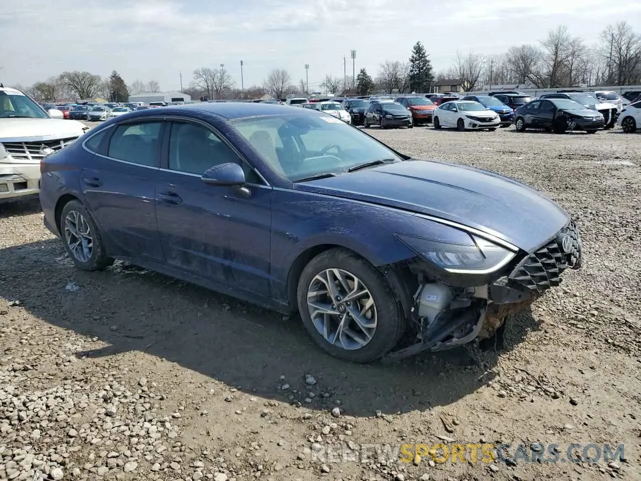 4 Photograph of a damaged car 5NPEL4JA6LH054132 HYUNDAI SONATA 2020