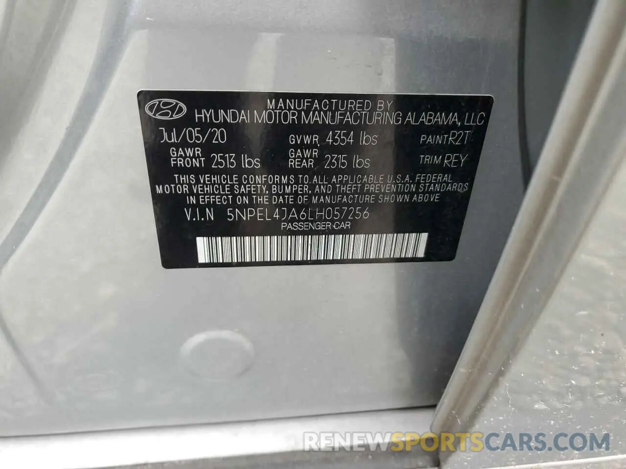 12 Photograph of a damaged car 5NPEL4JA6LH057256 HYUNDAI SONATA 2020