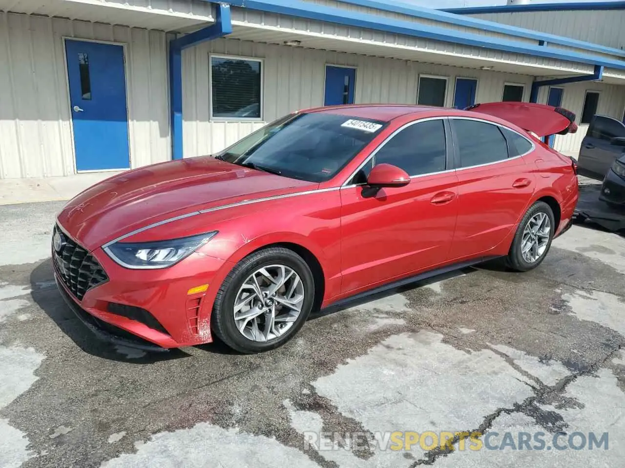 1 Photograph of a damaged car 5NPEL4JA6LH061291 HYUNDAI SONATA 2020