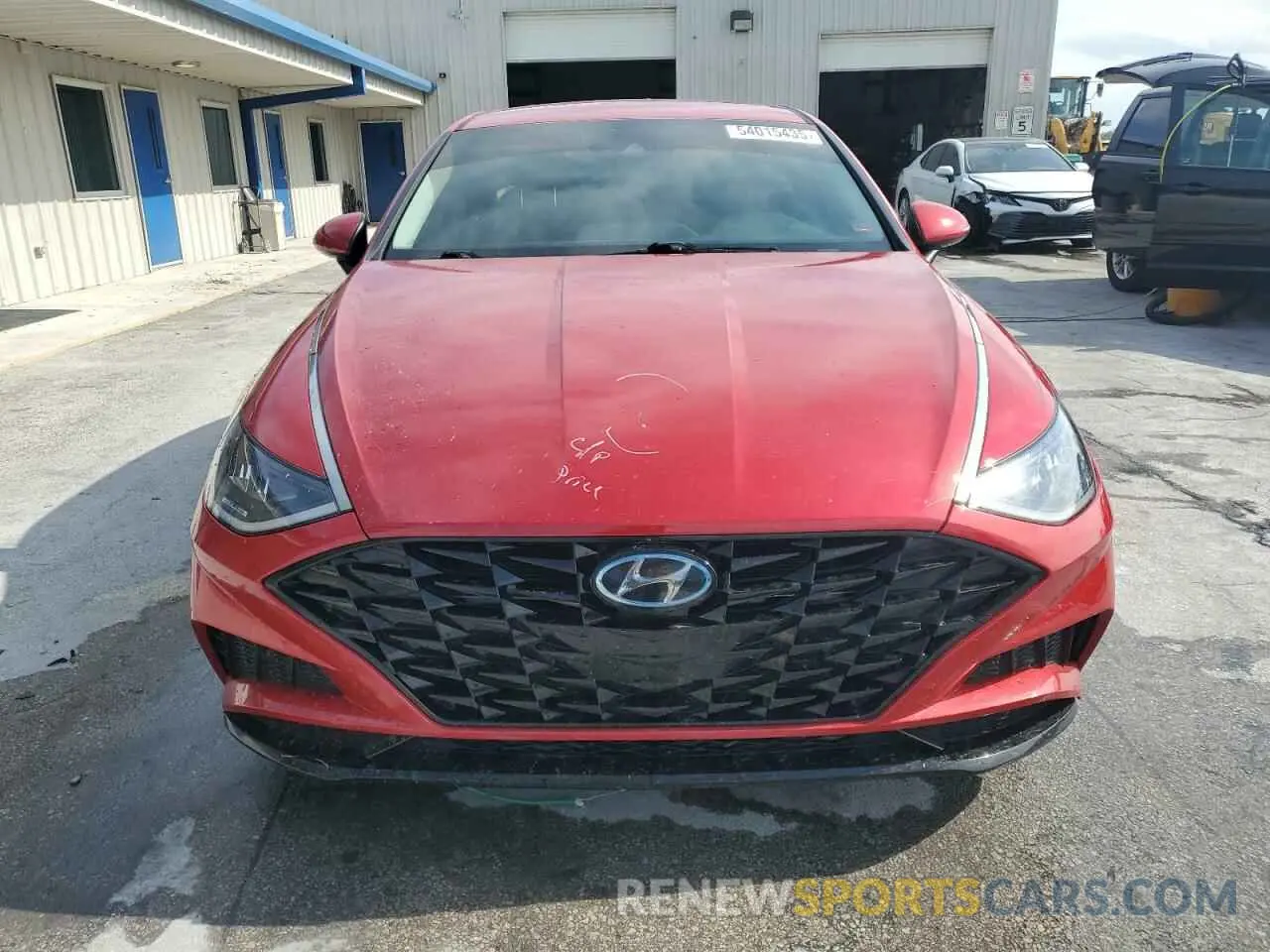 5 Photograph of a damaged car 5NPEL4JA6LH061291 HYUNDAI SONATA 2020