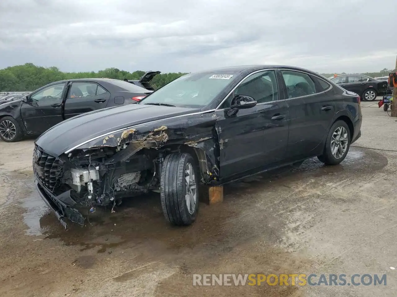 1 Photograph of a damaged car 5NPEL4JA8LH001965 HYUNDAI SONATA 2020