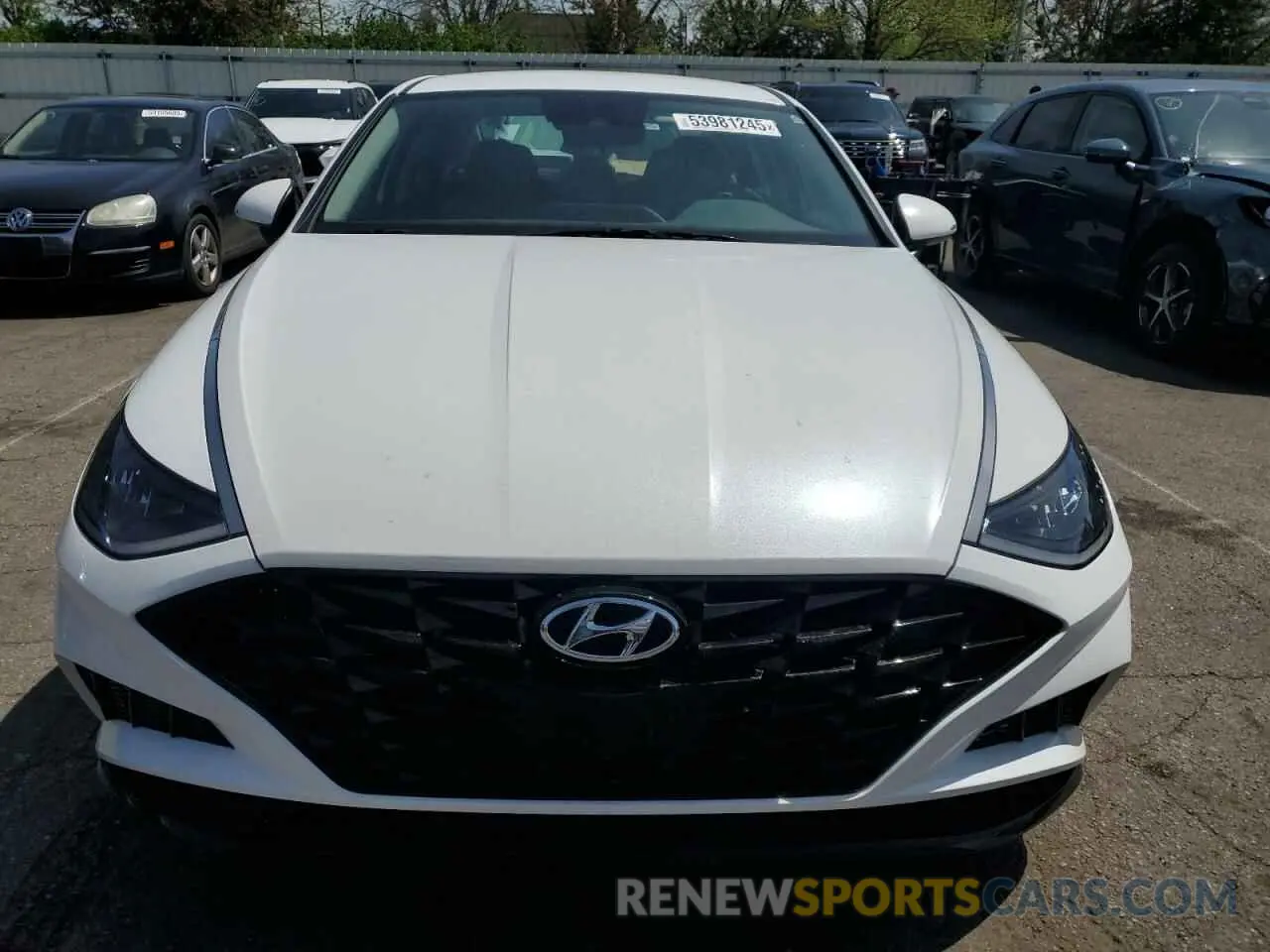 5 Photograph of a damaged car 5NPEL4JA9LH040726 HYUNDAI SONATA 2020