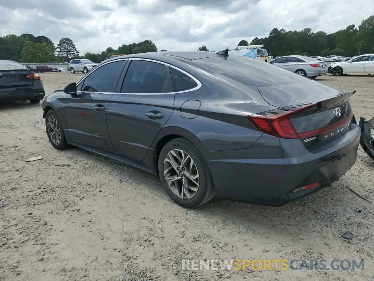 2 Photograph of a damaged car 5NPEL4JAXLH010599 HYUNDAI SONATA 2020
