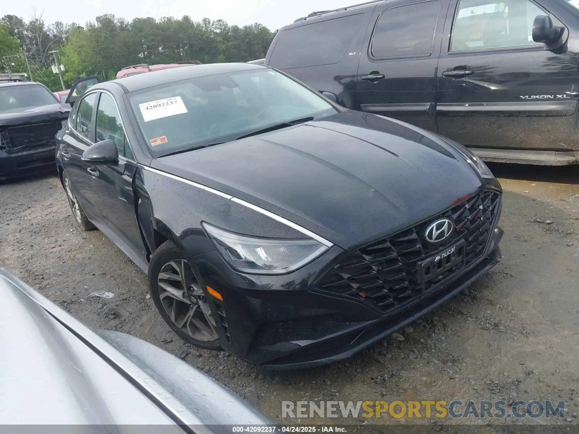 1 Photograph of a damaged car 5NPEL4JAXLH030934 HYUNDAI SONATA 2020