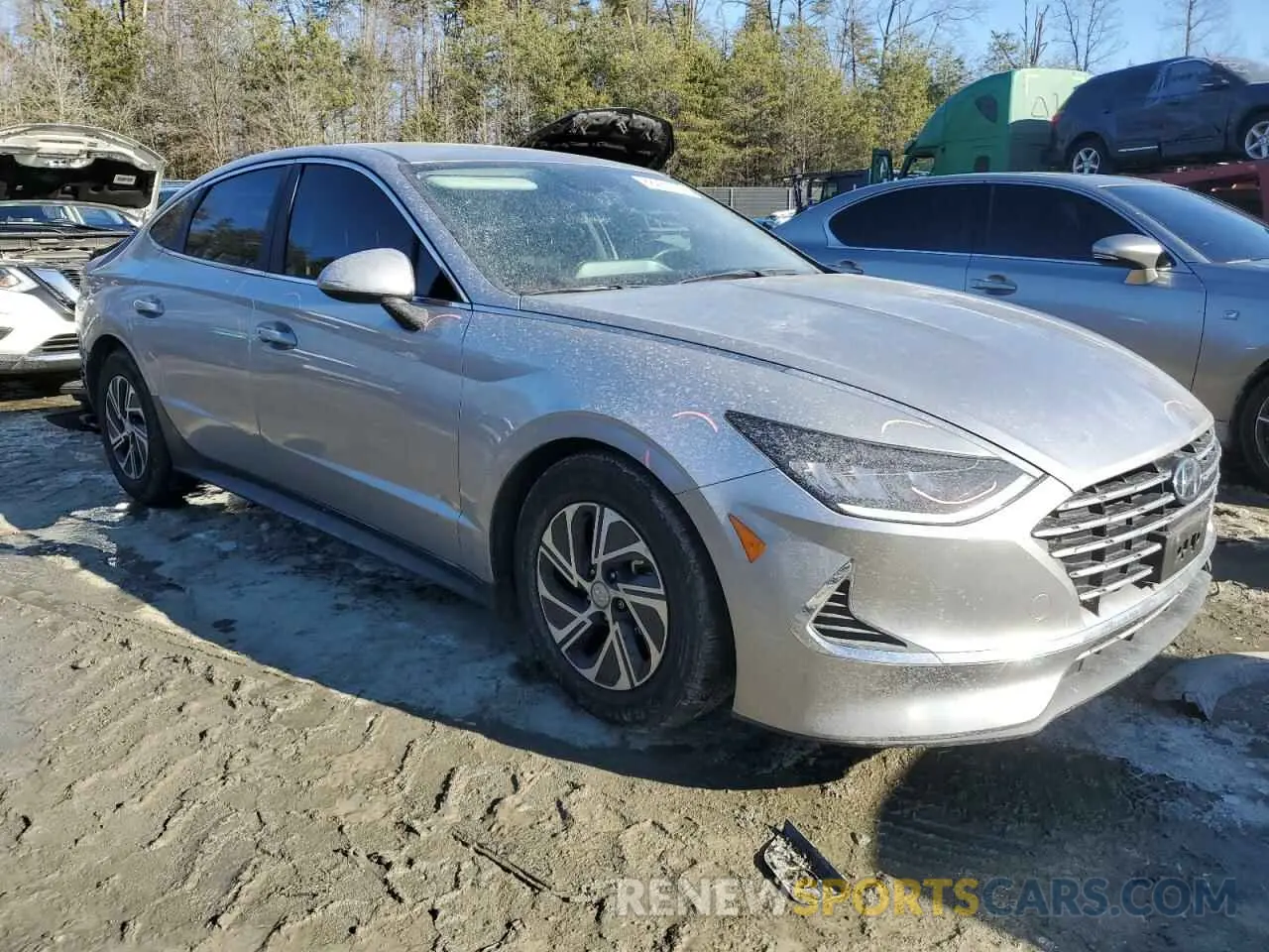4 Photograph of a damaged car KMHL24JJ4LA015911 HYUNDAI SONATA 2020