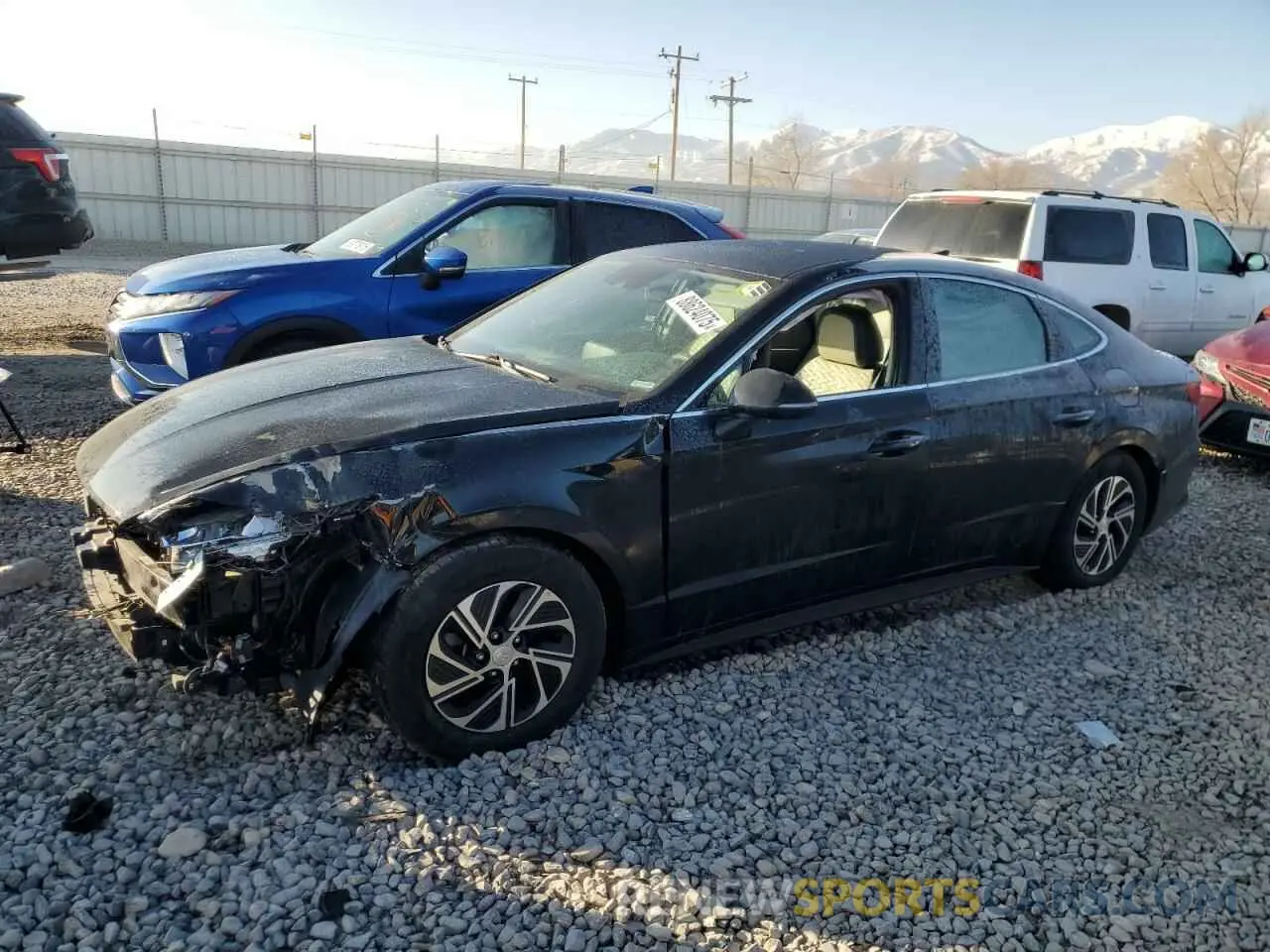 1 Photograph of a damaged car KMHL24JJ9LA010056 HYUNDAI SONATA 2020