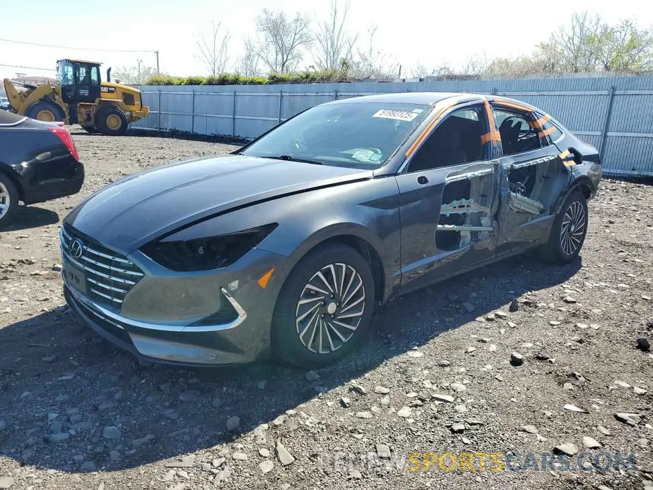 1 Photograph of a damaged car KMHL34JJ6LA011792 HYUNDAI SONATA 2020