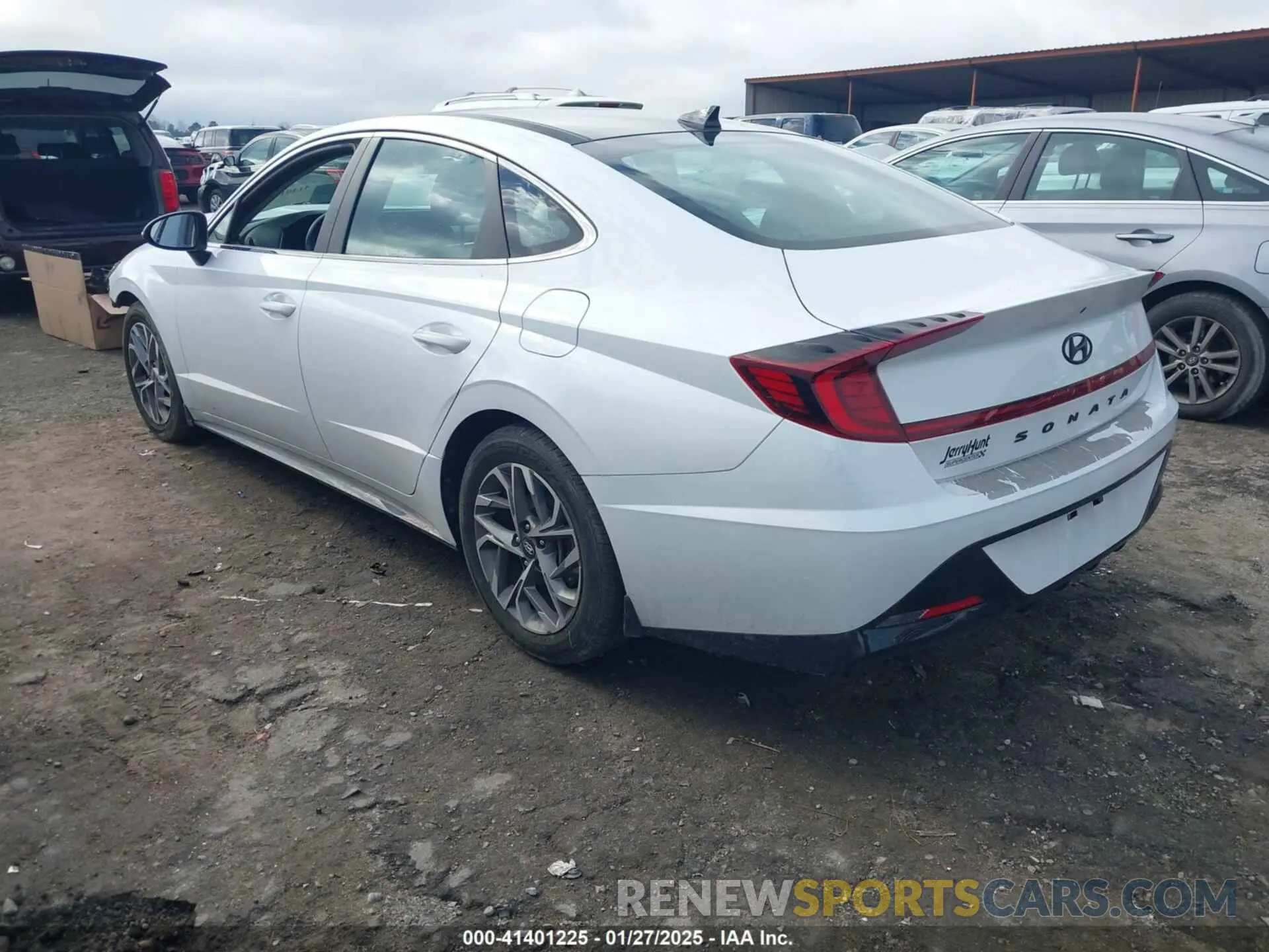 3 Photograph of a damaged car 5NPEF4JA0MH099639 HYUNDAI SONATA 2021