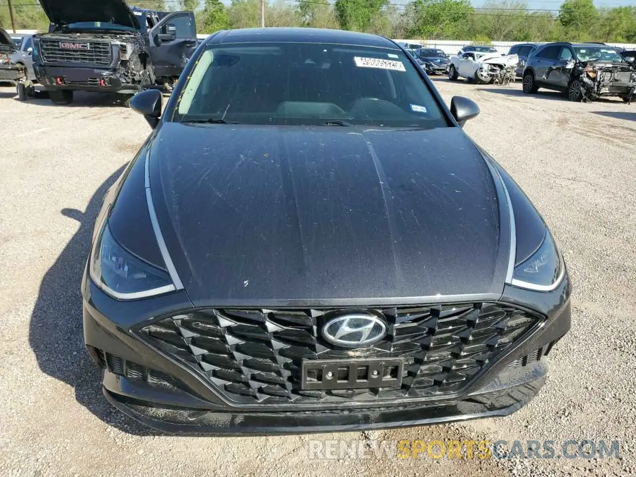 5 Photograph of a damaged car 5NPEF4JA1MH124144 HYUNDAI SONATA 2021