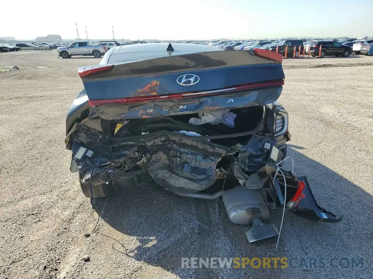 6 Photograph of a damaged car 5NPEF4JA1MH124144 HYUNDAI SONATA 2021