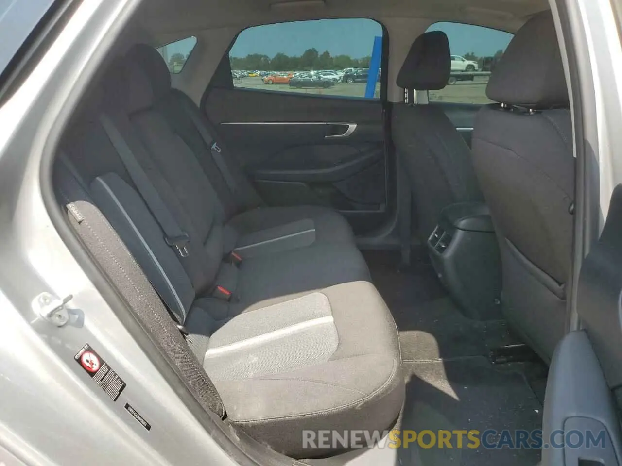 10 Photograph of a damaged car 5NPEF4JA2MH115033 HYUNDAI SONATA 2021