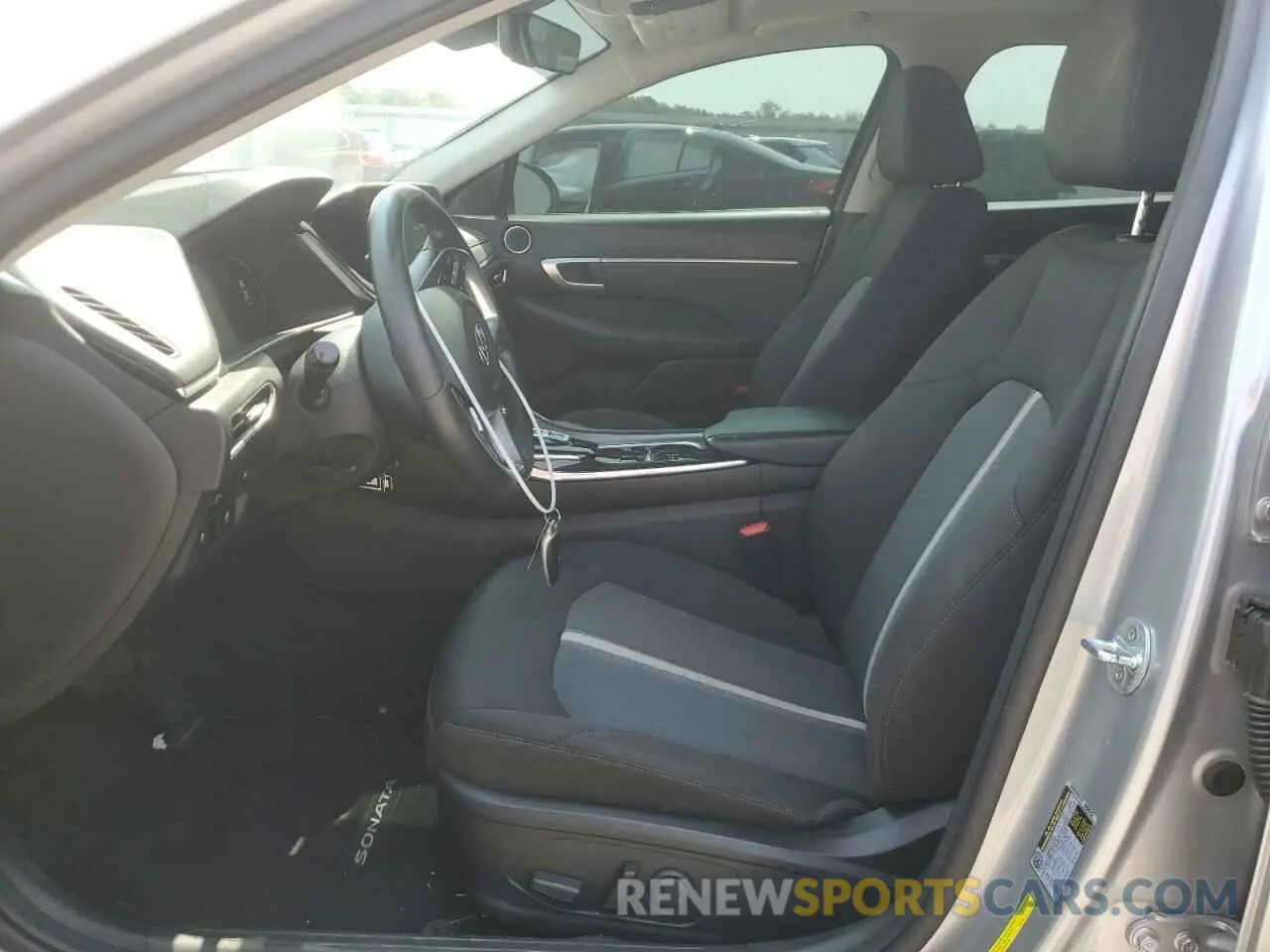 7 Photograph of a damaged car 5NPEF4JA2MH115033 HYUNDAI SONATA 2021