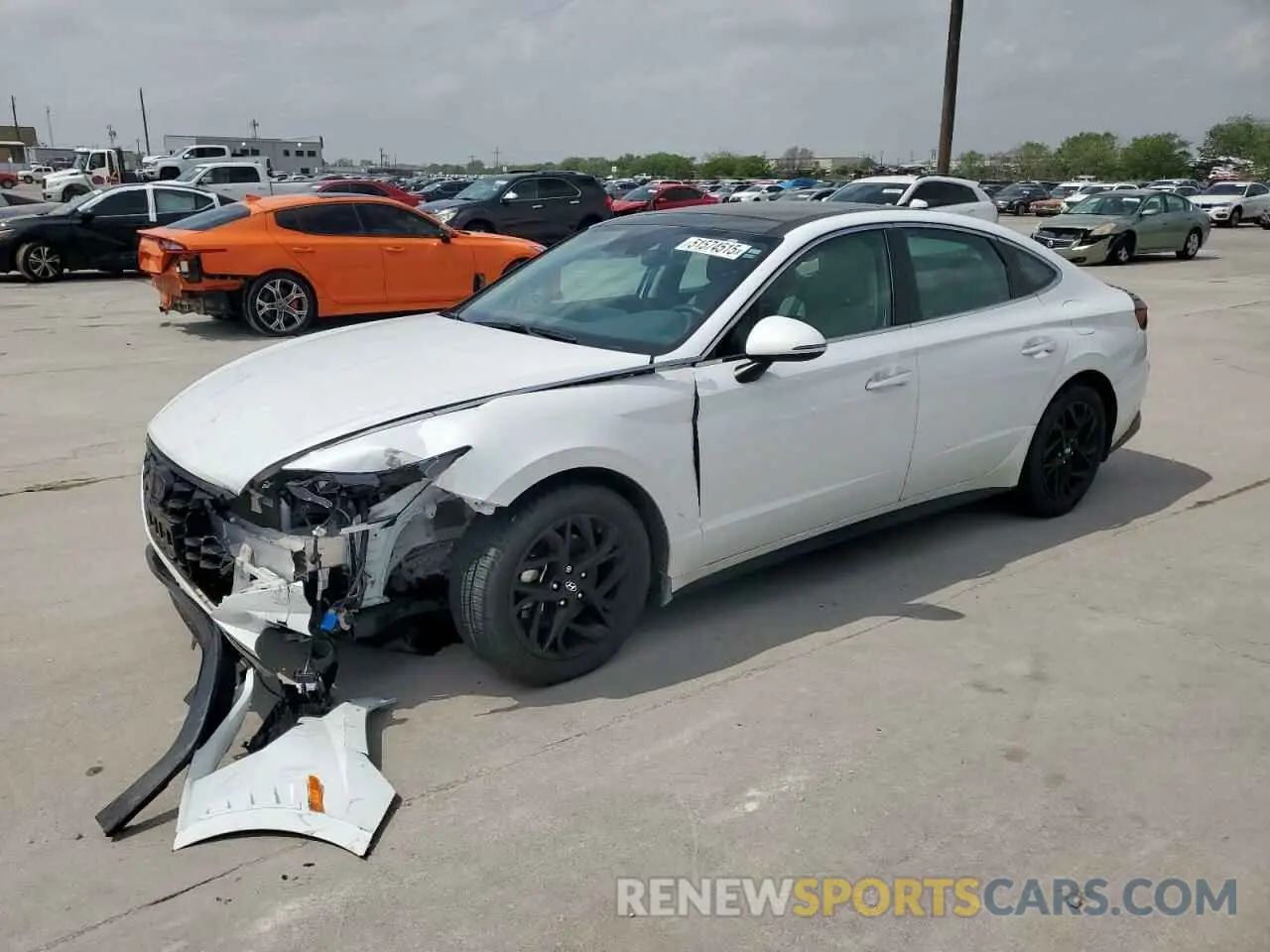 1 Photograph of a damaged car 5NPEF4JA4MH083816 HYUNDAI SONATA 2021