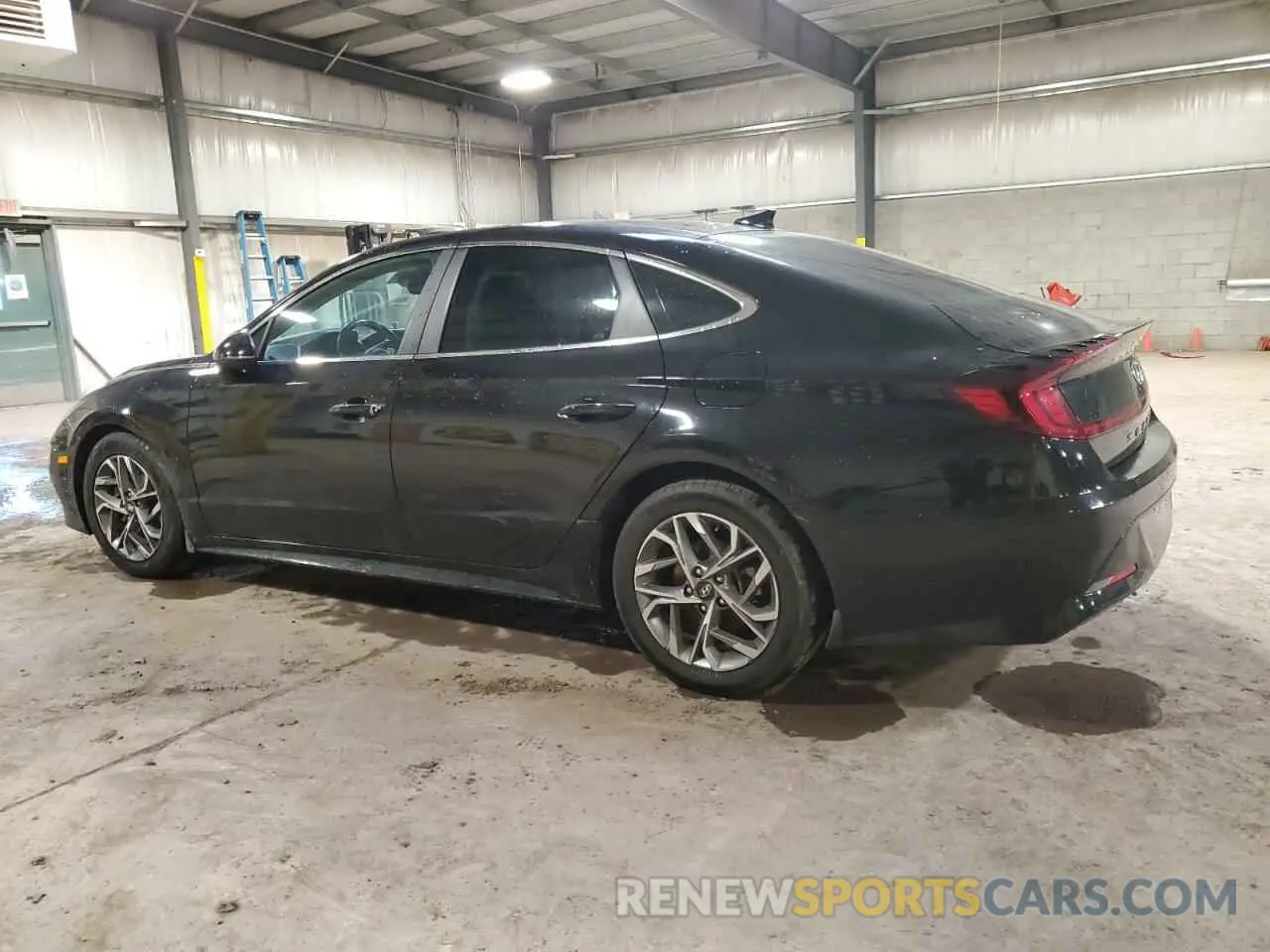 2 Photograph of a damaged car 5NPEF4JA5MH084716 HYUNDAI SONATA 2021