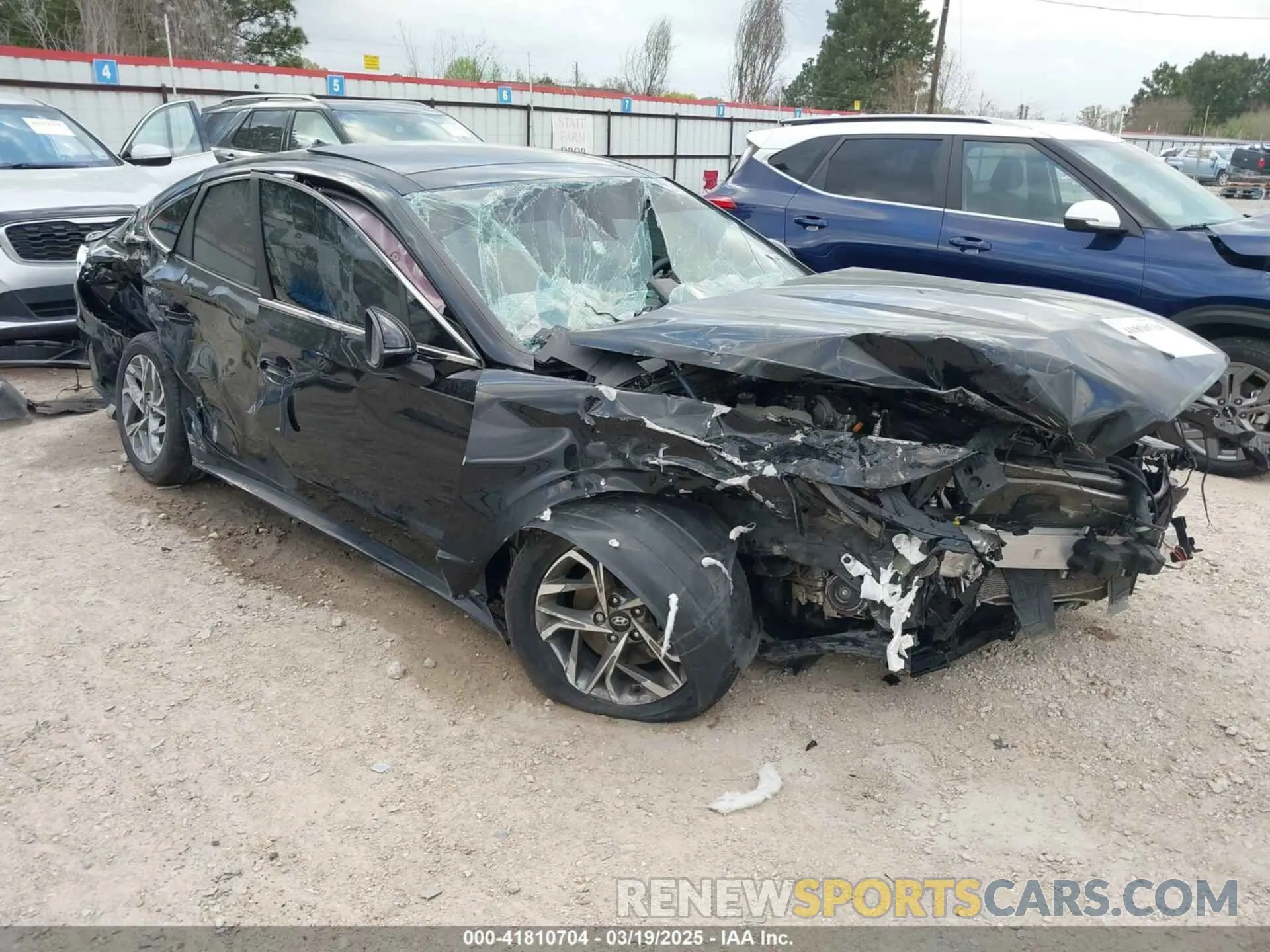 1 Photograph of a damaged car 5NPEF4JA5MH087230 HYUNDAI SONATA 2021