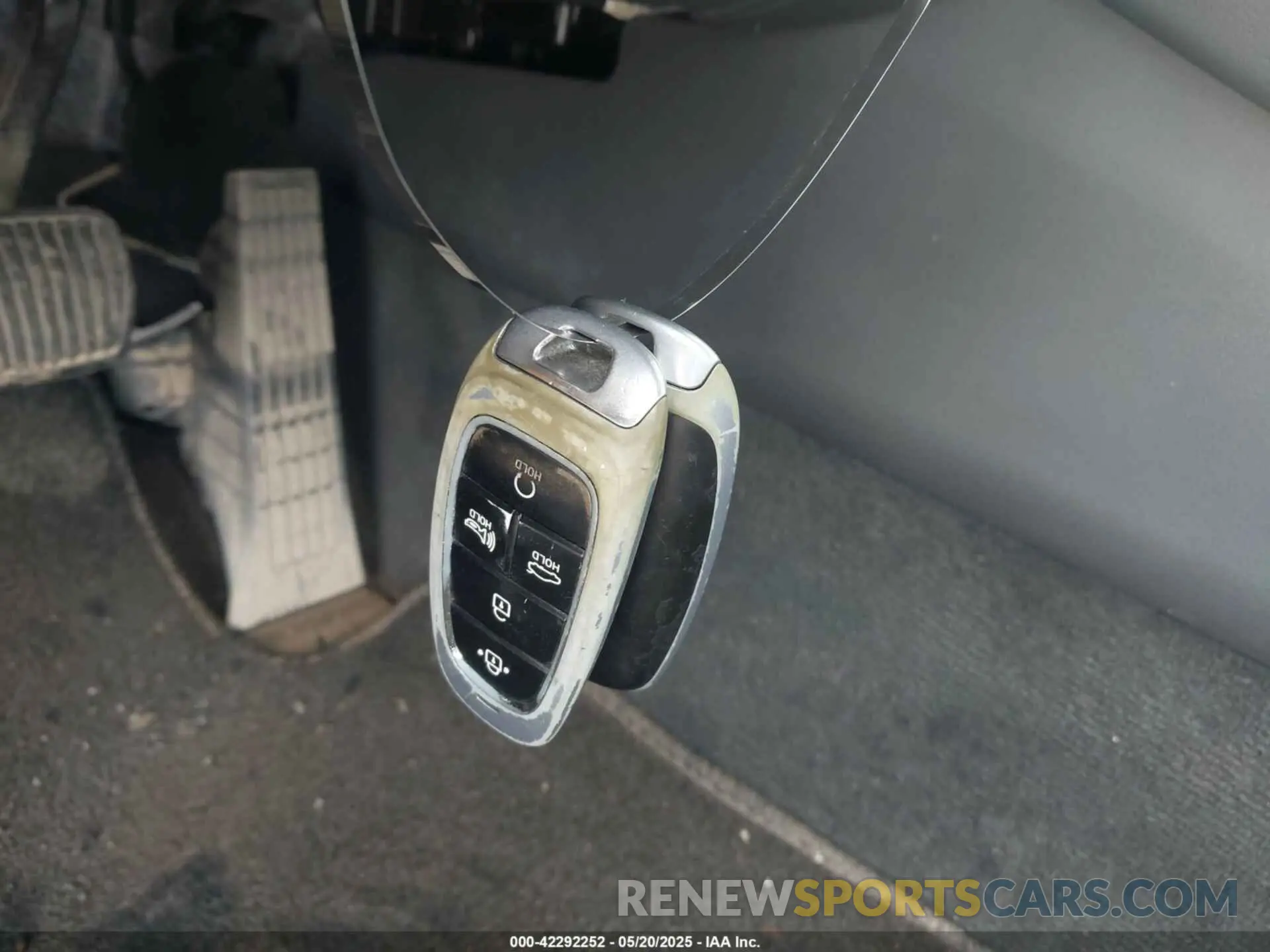 11 Photograph of a damaged car 5NPEF4JA5MH094369 HYUNDAI SONATA 2021