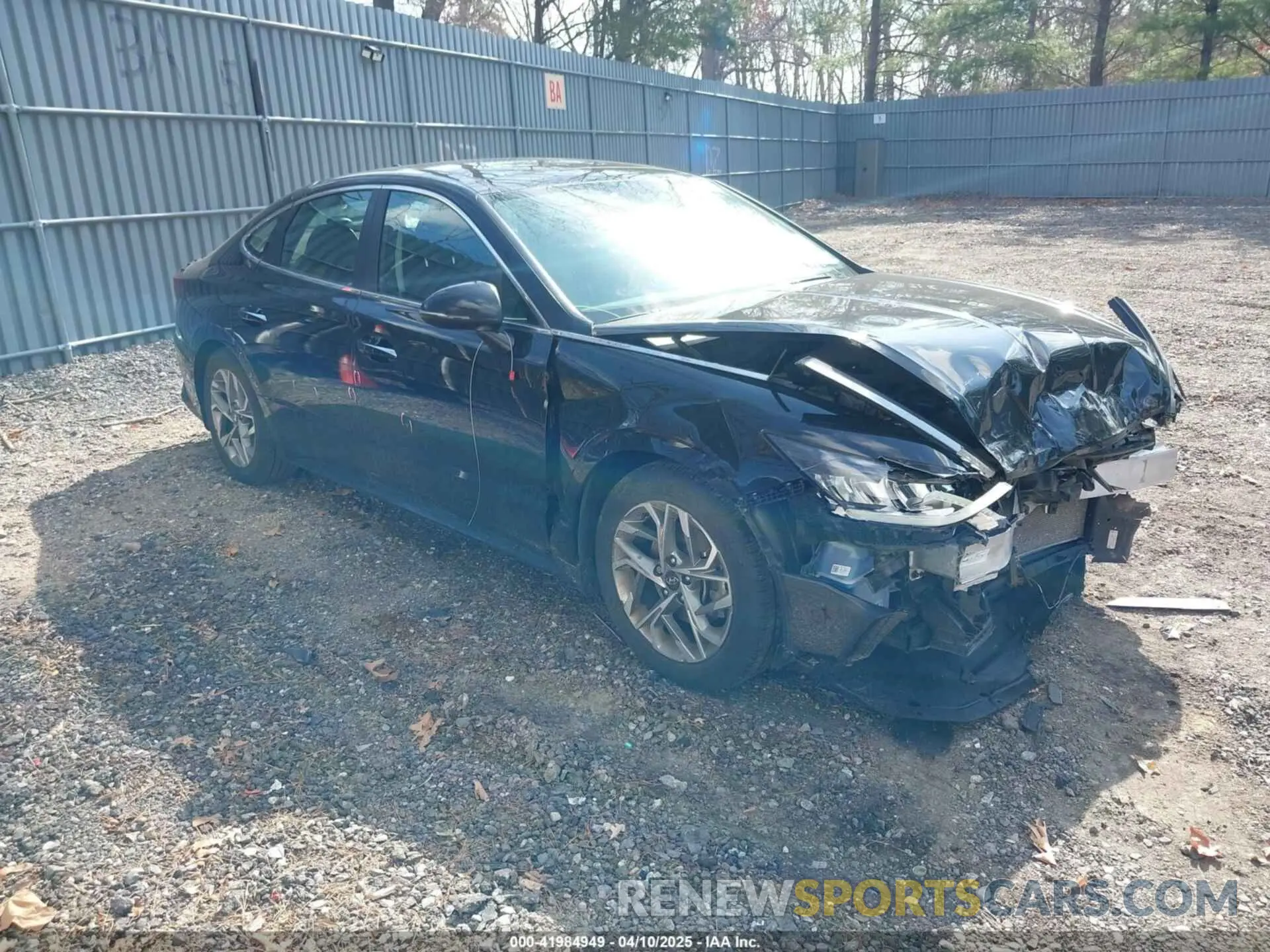 1 Photograph of a damaged car 5NPEF4JA6MH083977 HYUNDAI SONATA 2021
