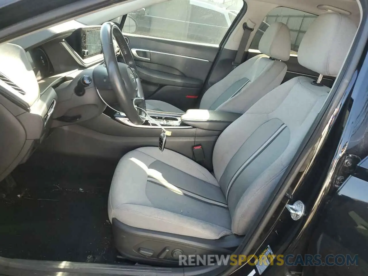7 Photograph of a damaged car 5NPEF4JA6MH096048 HYUNDAI SONATA 2021