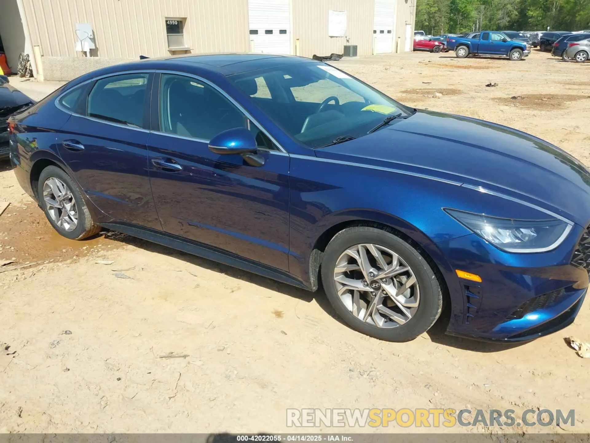 1 Photograph of a damaged car 5NPEF4JA6MH096101 HYUNDAI SONATA 2021
