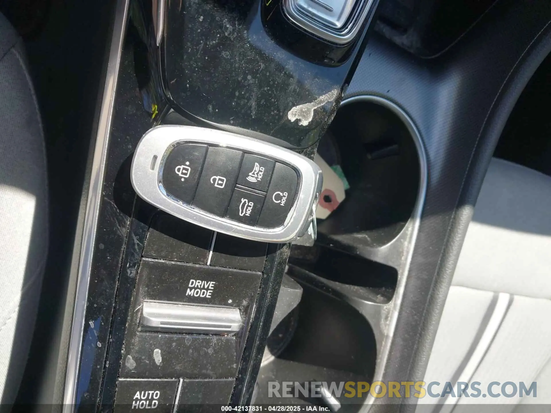 11 Photograph of a damaged car 5NPEF4JA7MH097046 HYUNDAI SONATA 2021