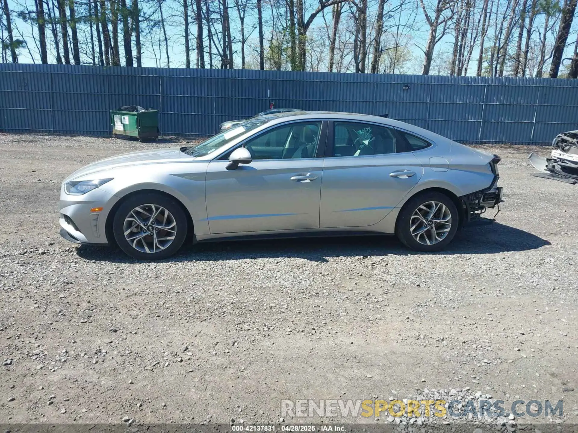 14 Photograph of a damaged car 5NPEF4JA7MH097046 HYUNDAI SONATA 2021
