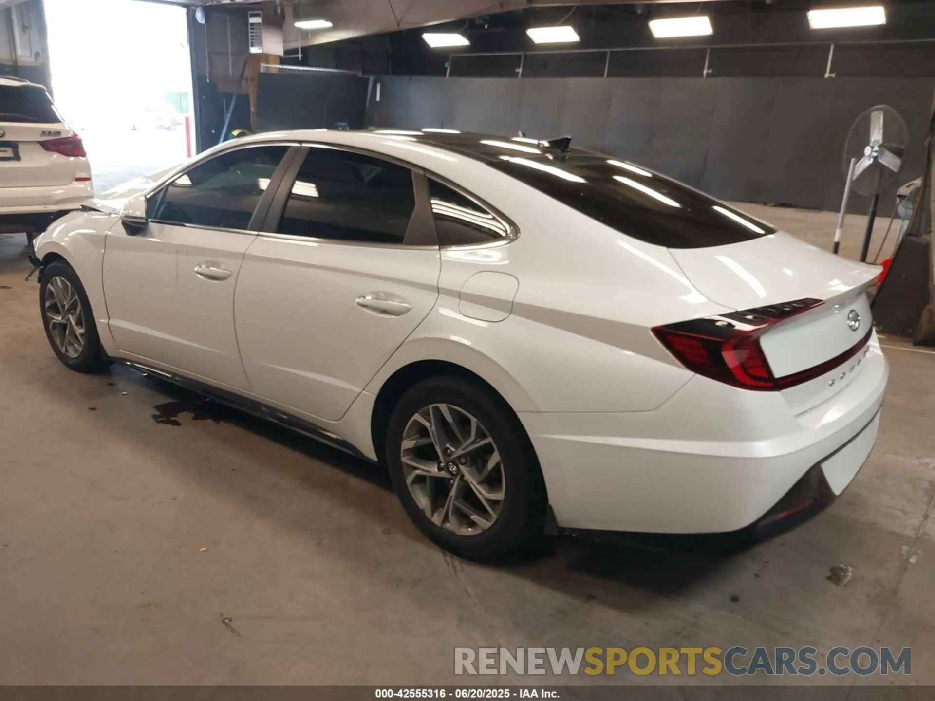3 Photograph of a damaged car 5NPEF4JA7MH098827 HYUNDAI SONATA 2021