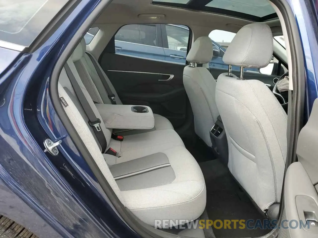 10 Photograph of a damaged car 5NPEF4JA7MH109096 HYUNDAI SONATA 2021