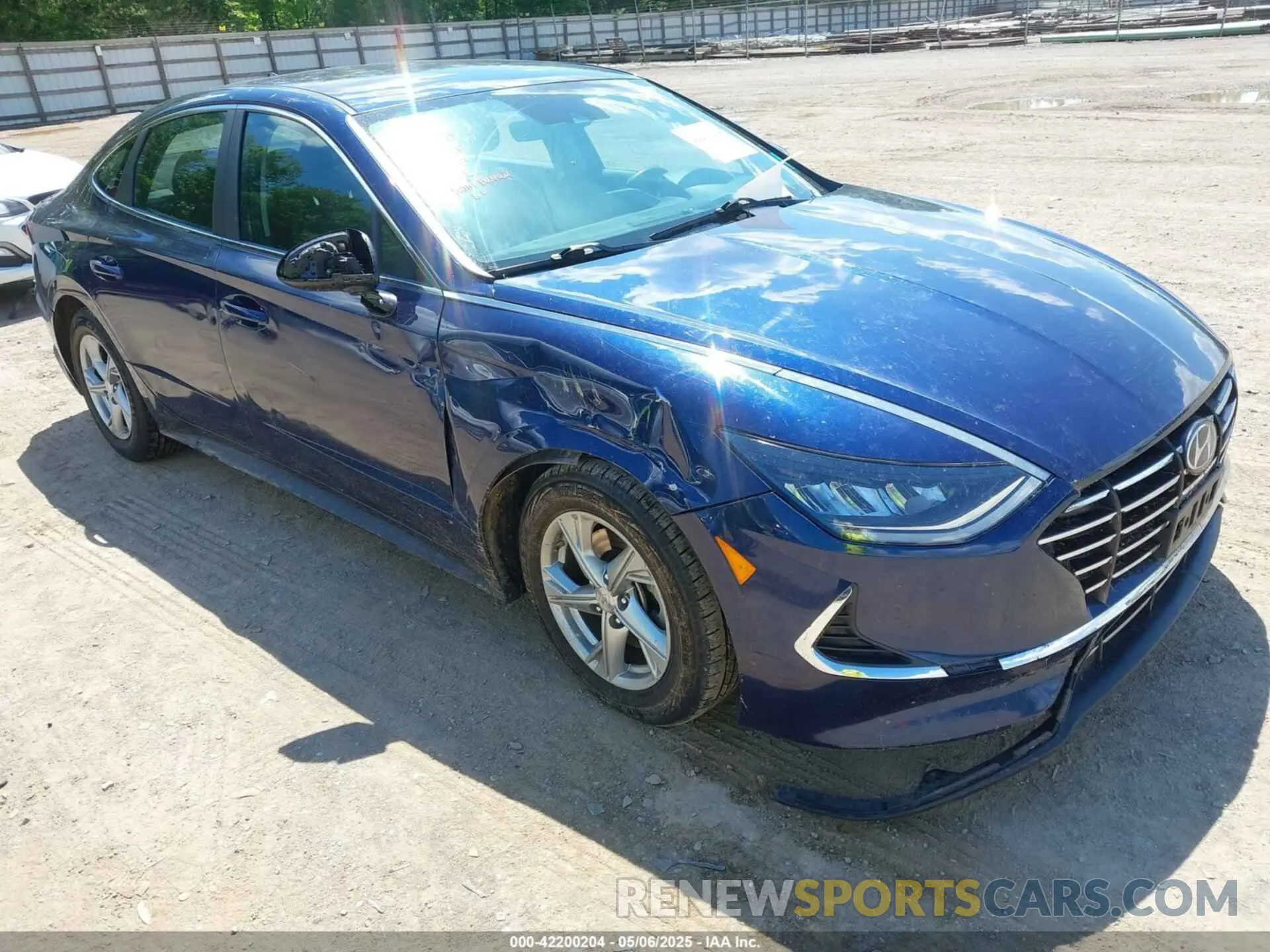 1 Photograph of a damaged car 5NPEG4JA0MH074995 HYUNDAI SONATA 2021
