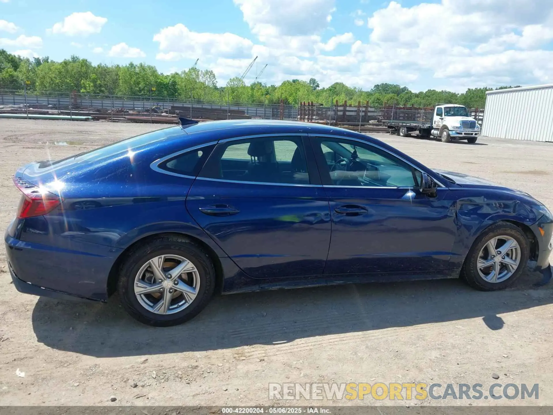 14 Photograph of a damaged car 5NPEG4JA0MH074995 HYUNDAI SONATA 2021