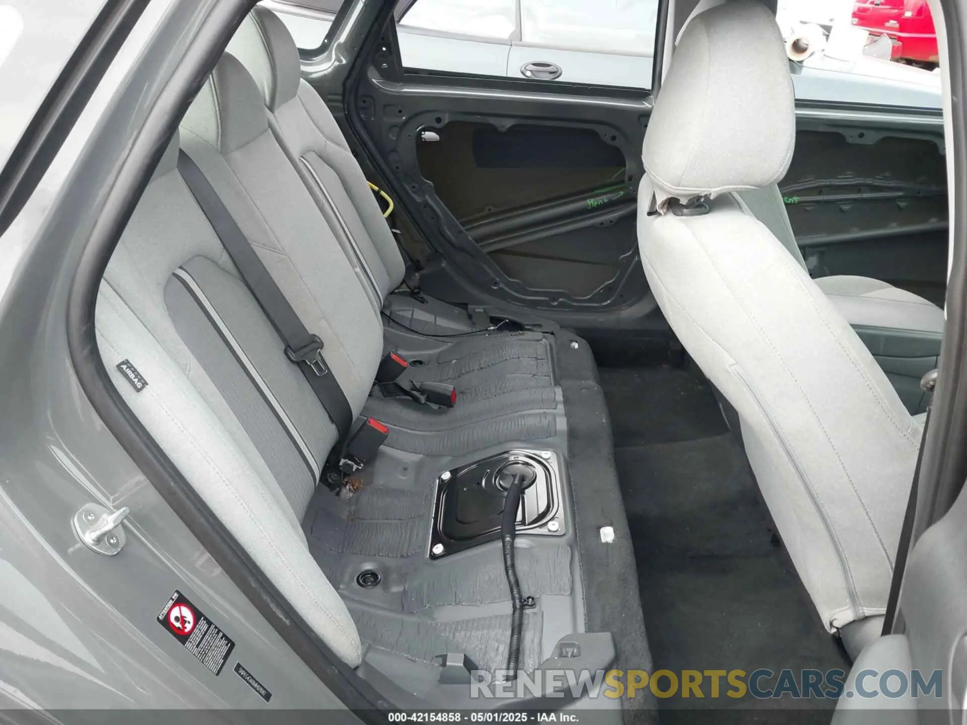 8 Photograph of a damaged car 5NPEG4JA0MH078142 HYUNDAI SONATA 2021