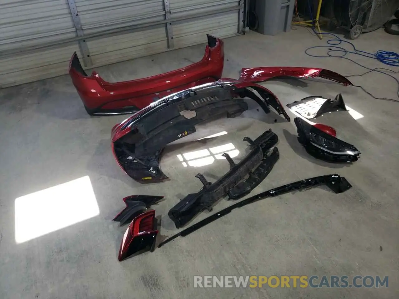 12 Photograph of a damaged car 5NPEG4JA0MH079226 HYUNDAI SONATA 2021