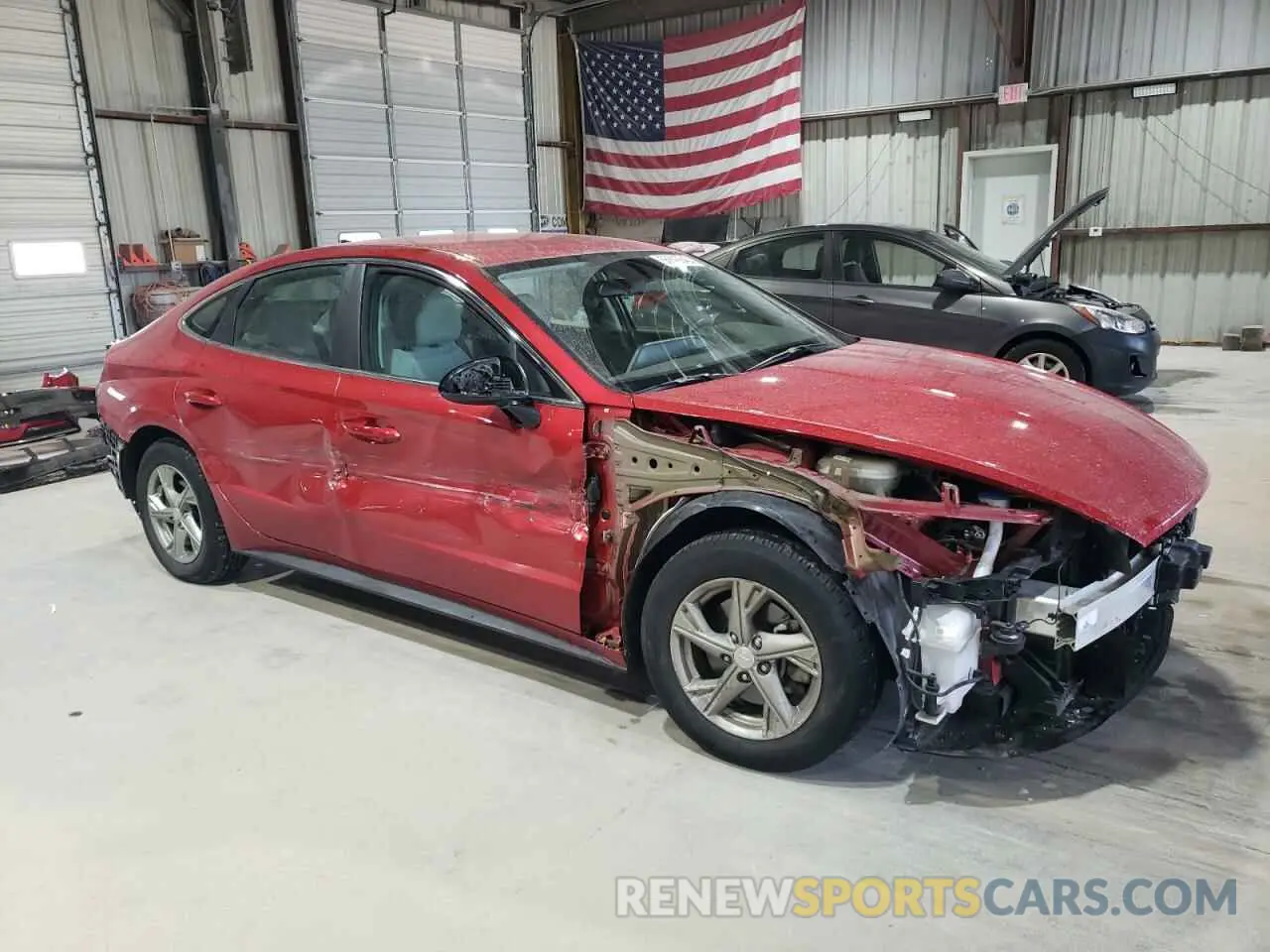 4 Photograph of a damaged car 5NPEG4JA0MH079226 HYUNDAI SONATA 2021