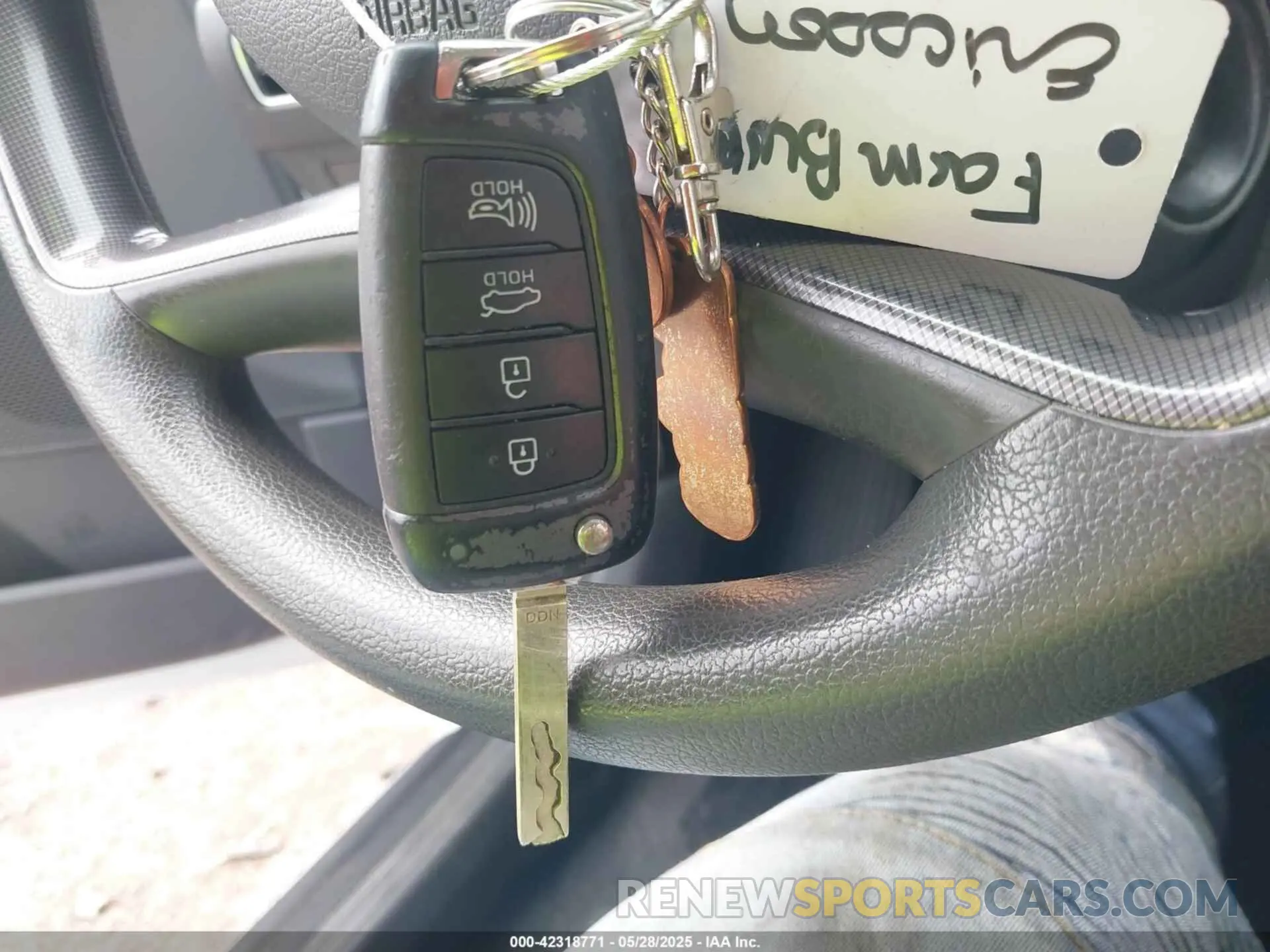 11 Photograph of a damaged car 5NPEG4JA0MH105064 HYUNDAI SONATA 2021