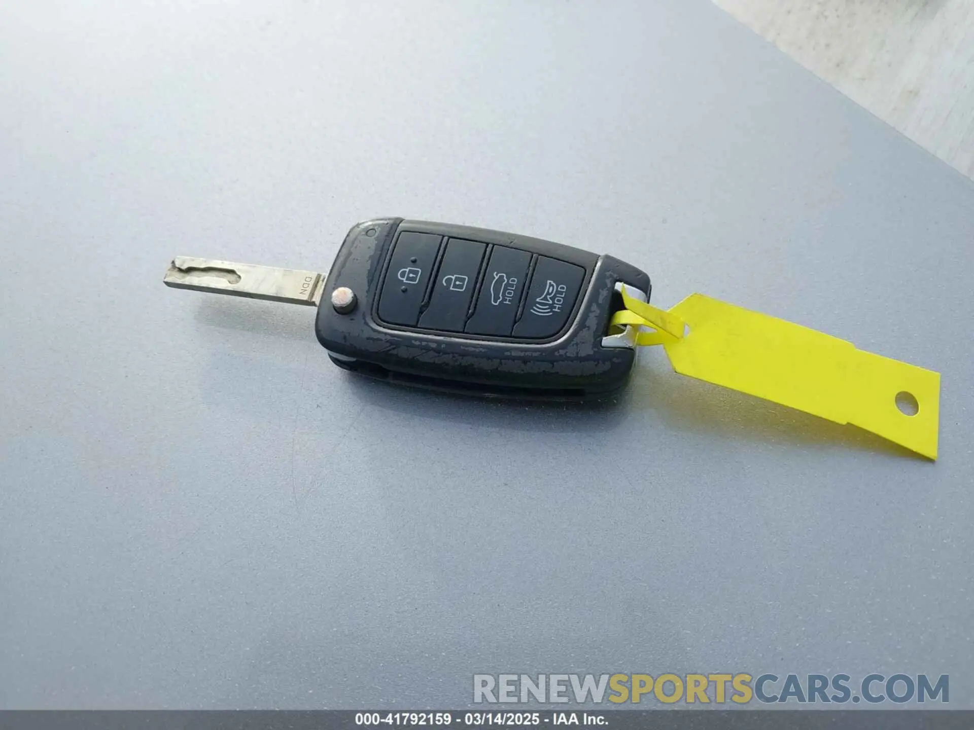 11 Photograph of a damaged car 5NPEG4JA0MH108871 HYUNDAI SONATA 2021