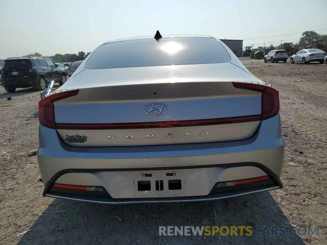 6 Photograph of a damaged car 5NPEG4JA0MH111690 HYUNDAI SONATA 2021