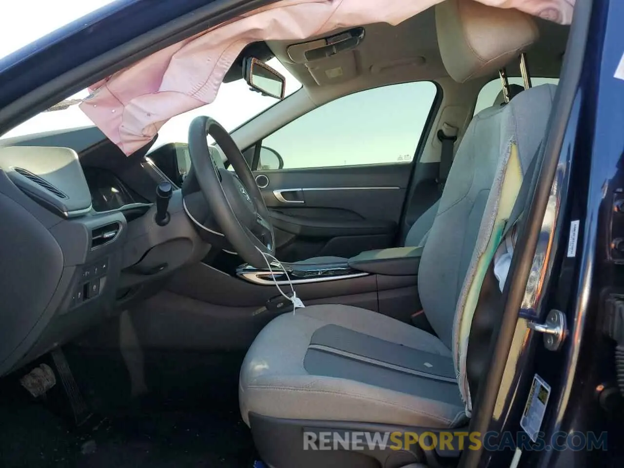7 Photograph of a damaged car 5NPEG4JA0MH114671 HYUNDAI SONATA 2021