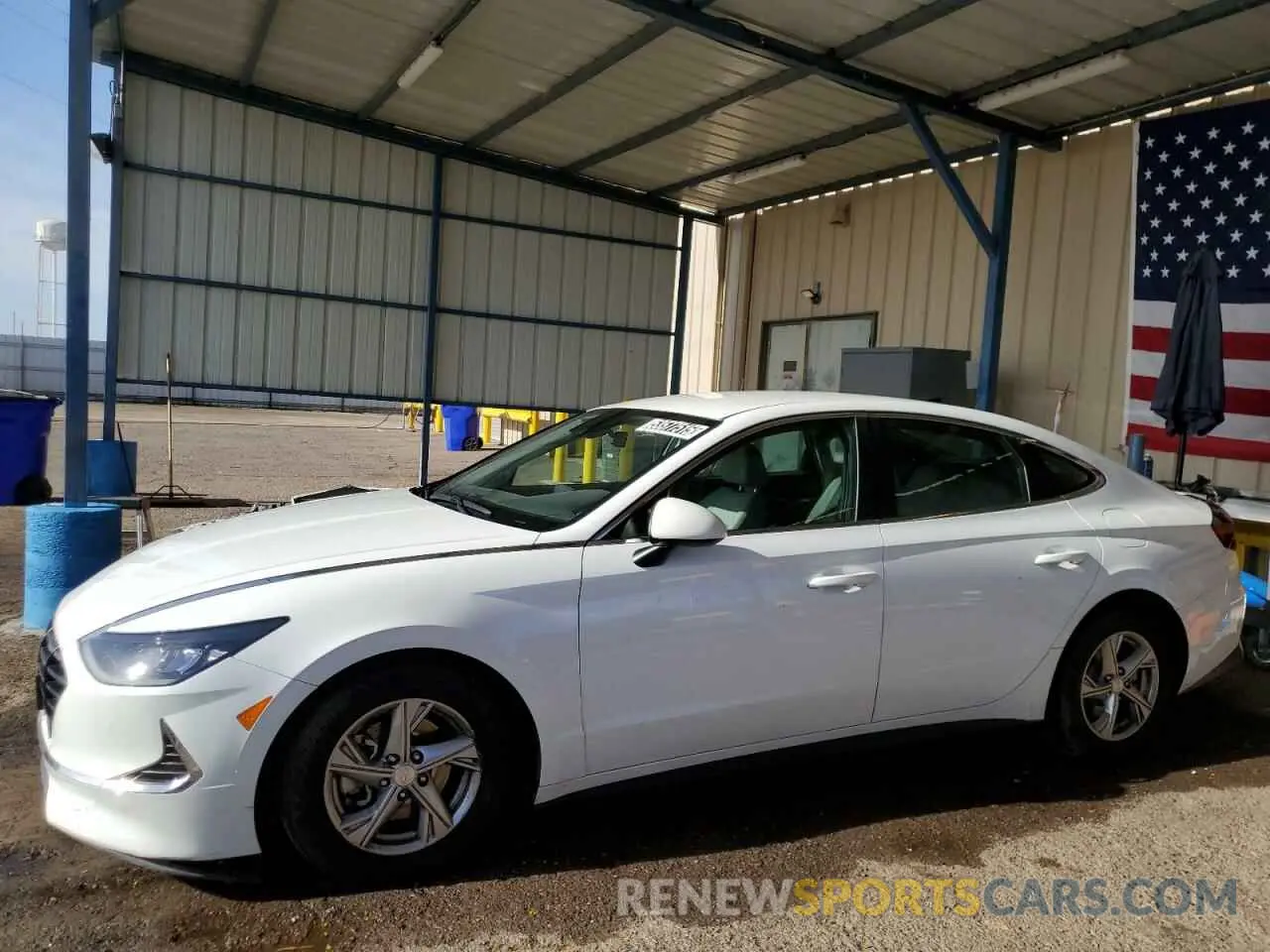 1 Photograph of a damaged car 5NPEG4JA0MH128134 HYUNDAI SONATA 2021