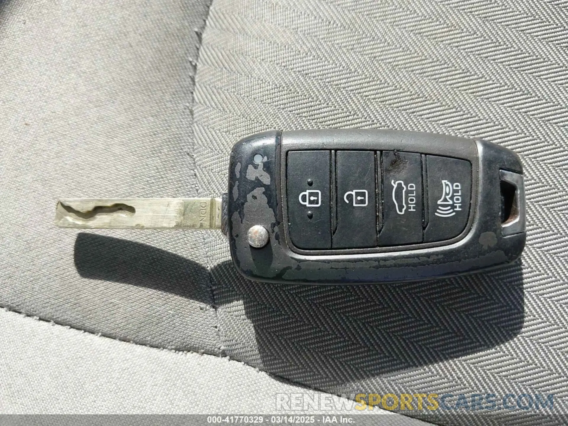 11 Photograph of a damaged car 5NPEG4JA0MH131311 HYUNDAI SONATA 2021