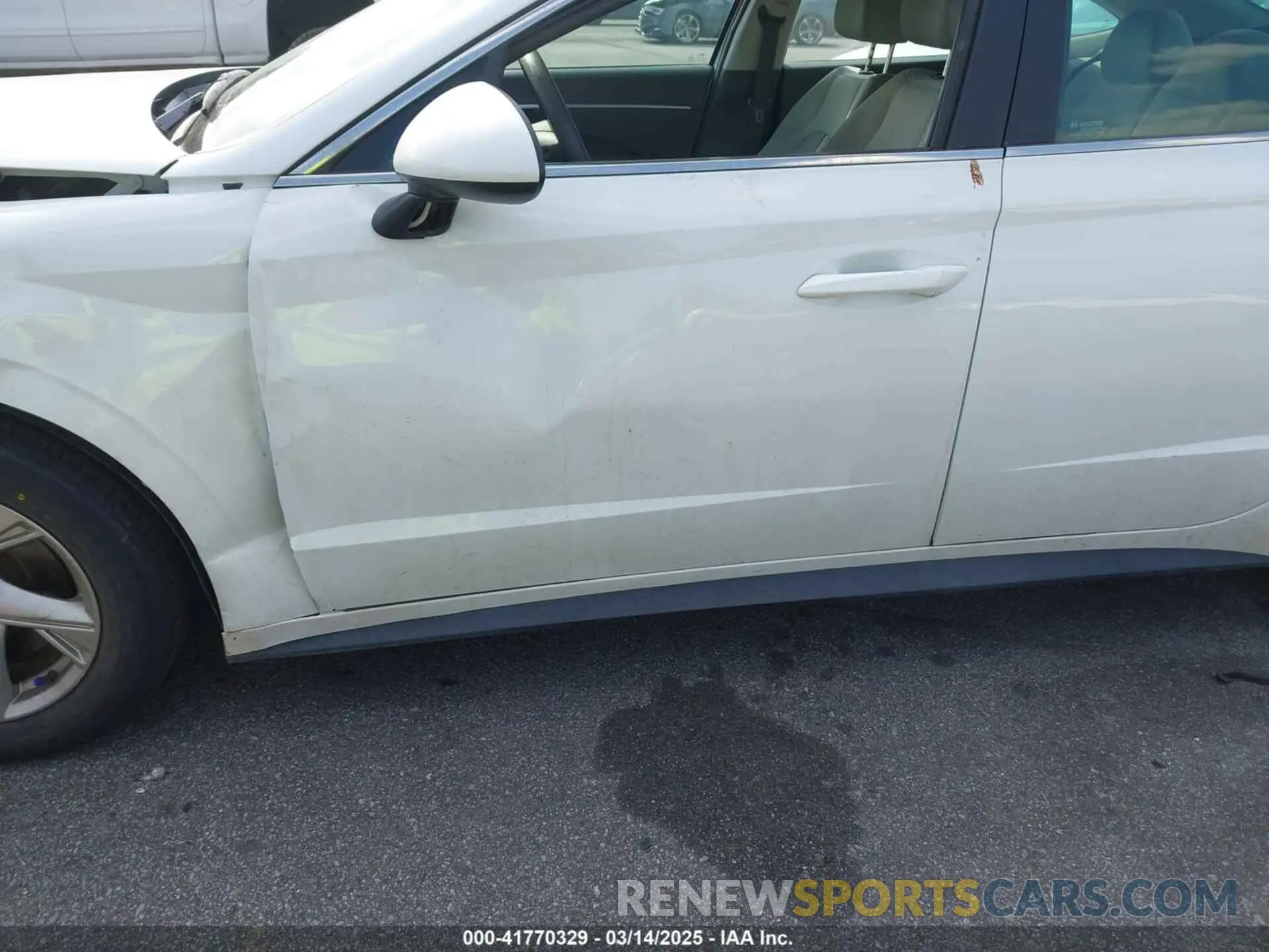 18 Photograph of a damaged car 5NPEG4JA0MH131311 HYUNDAI SONATA 2021