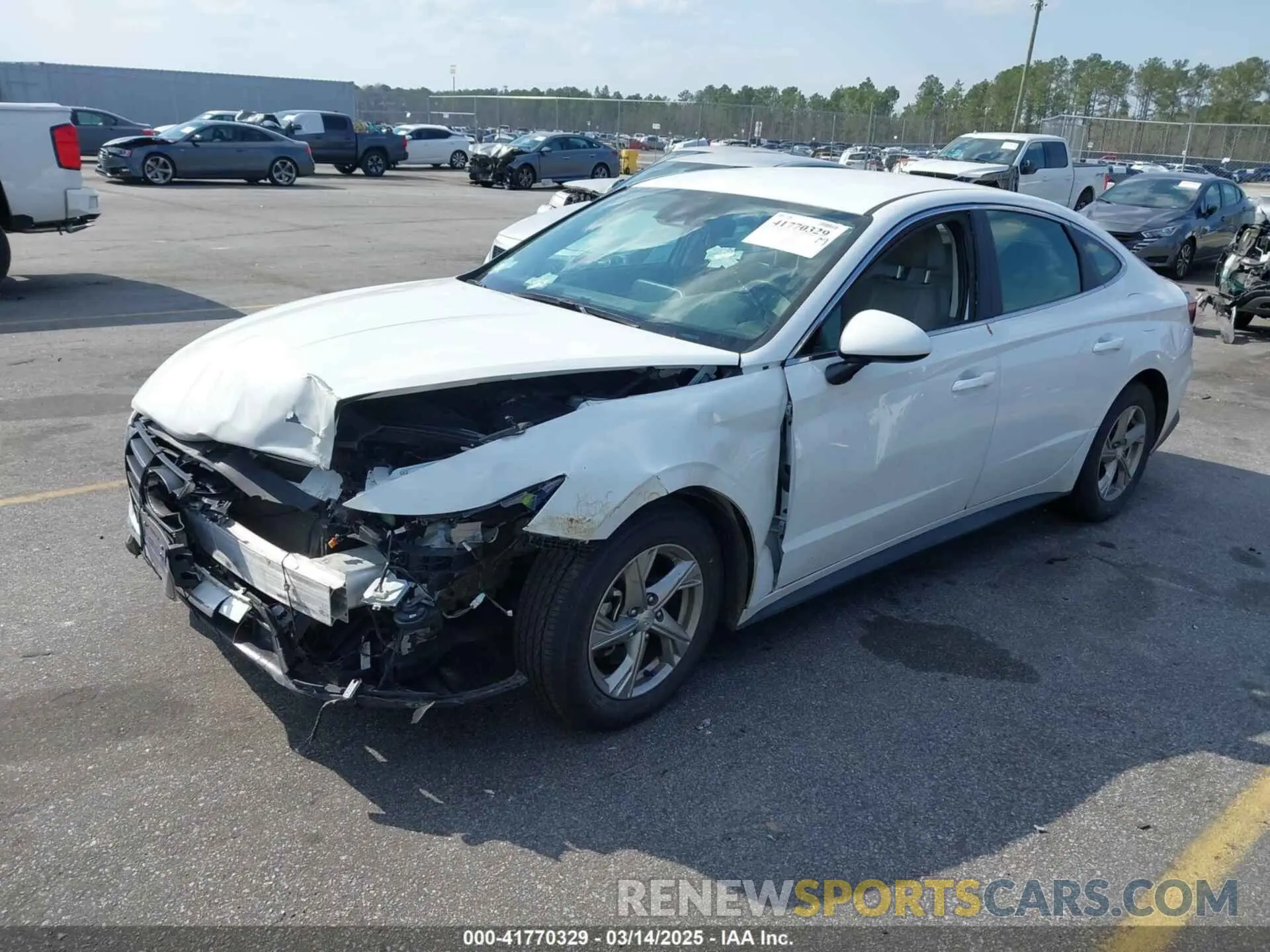 2 Photograph of a damaged car 5NPEG4JA0MH131311 HYUNDAI SONATA 2021