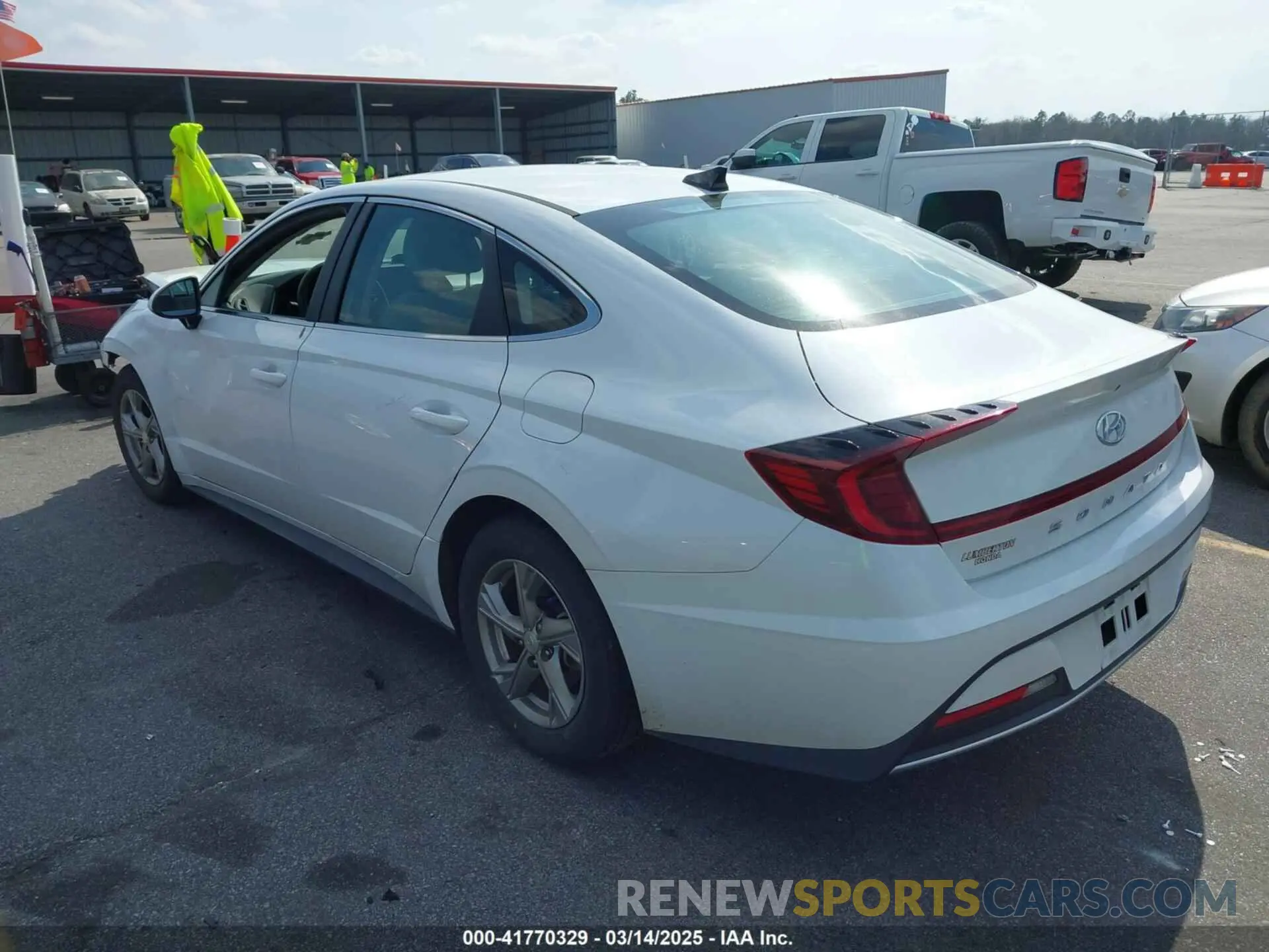 3 Photograph of a damaged car 5NPEG4JA0MH131311 HYUNDAI SONATA 2021