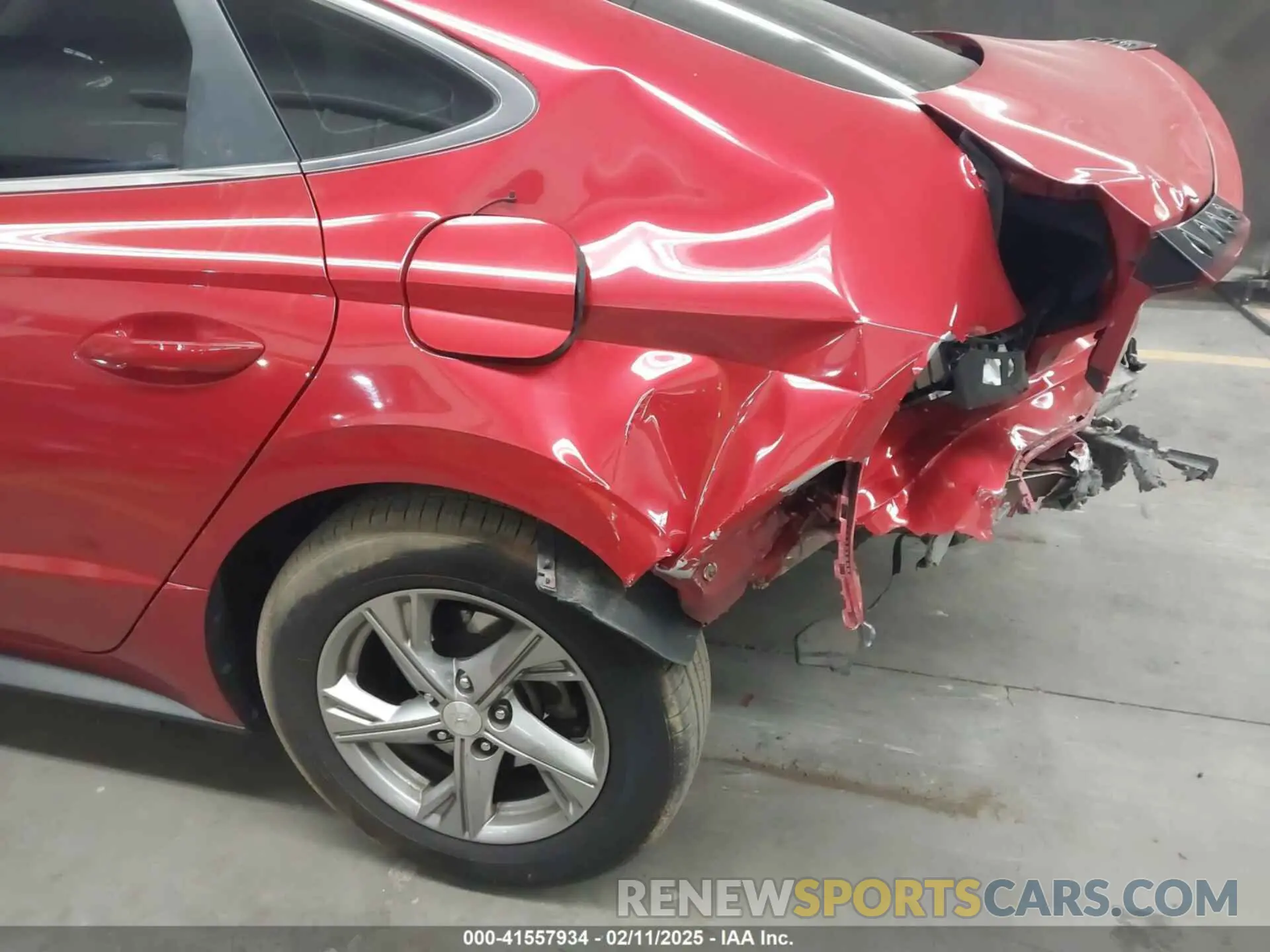 6 Photograph of a damaged car 5NPEG4JA1MH080644 HYUNDAI SONATA 2021