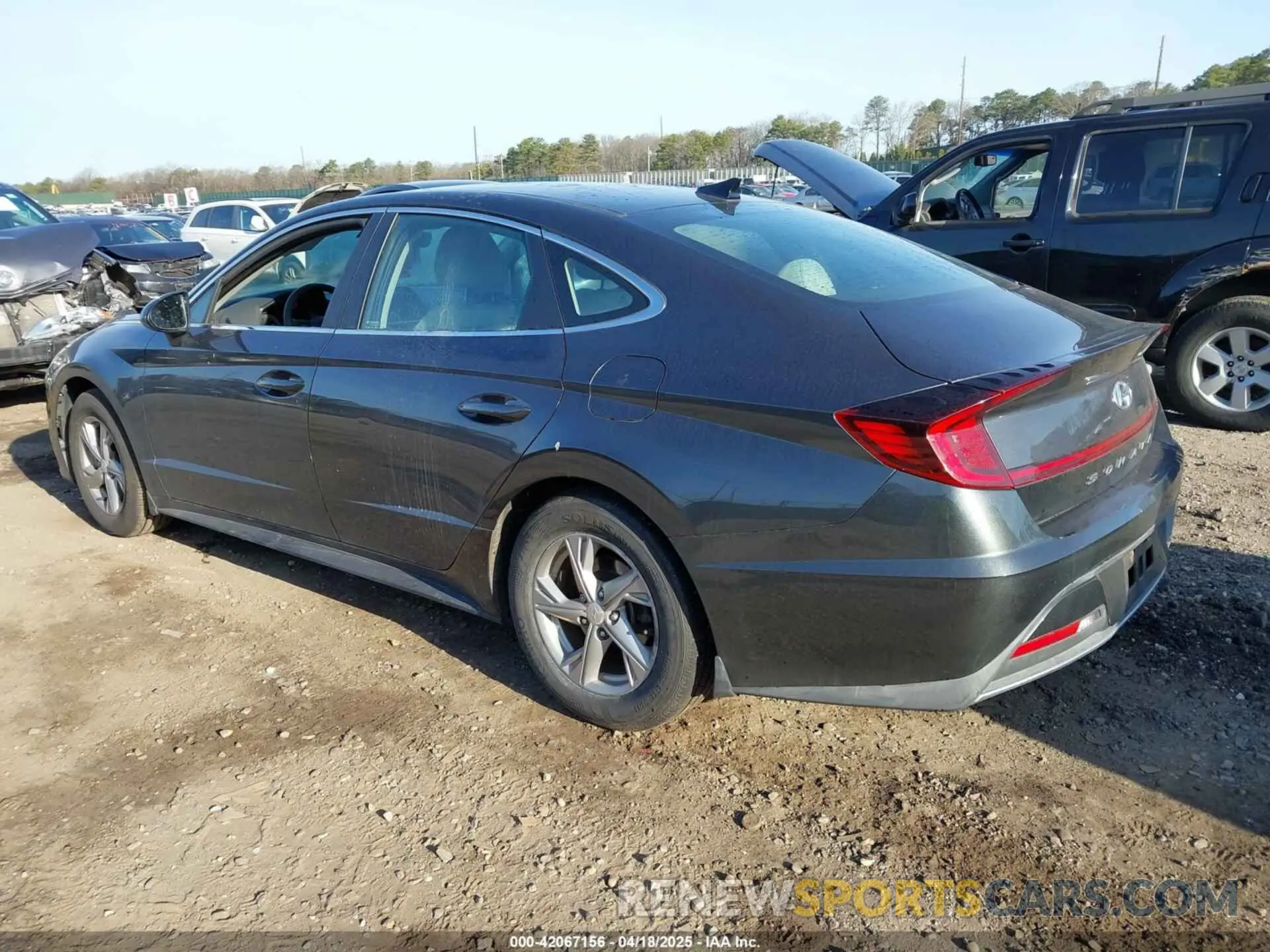 3 Photograph of a damaged car 5NPEG4JA1MH081972 HYUNDAI SONATA 2021