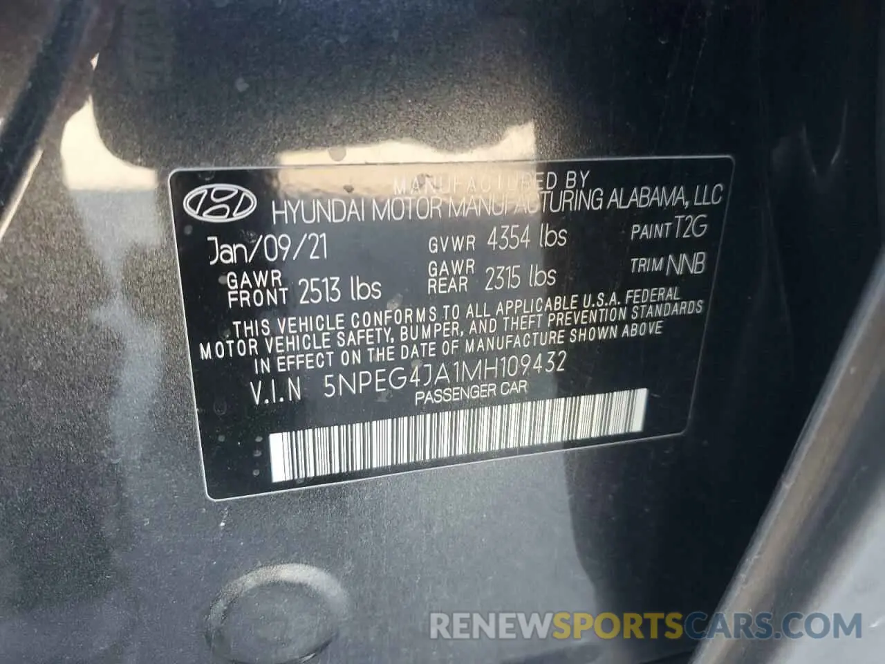 12 Photograph of a damaged car 5NPEG4JA1MH109432 HYUNDAI SONATA 2021