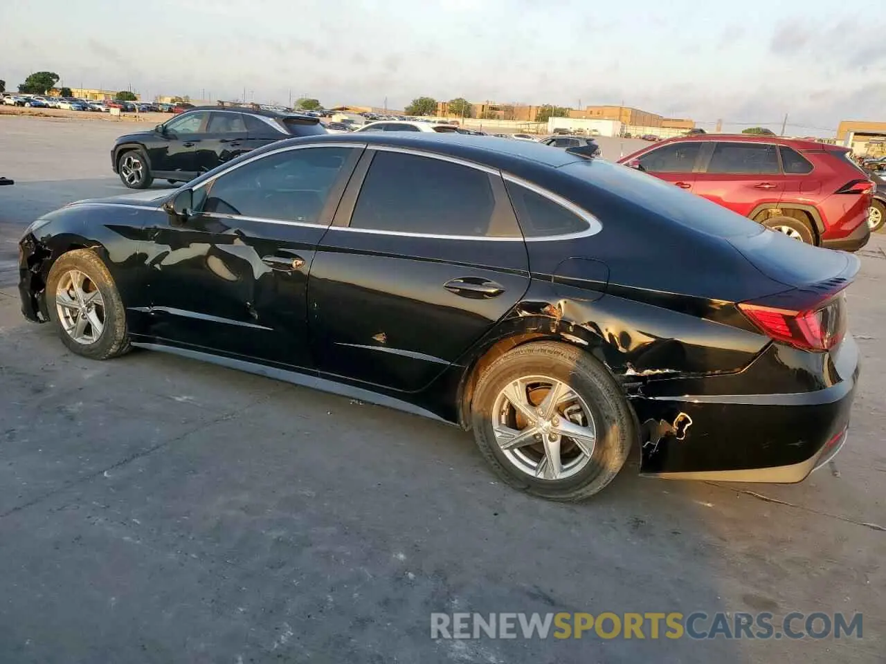 2 Photograph of a damaged car 5NPEG4JA1MH110337 HYUNDAI SONATA 2021